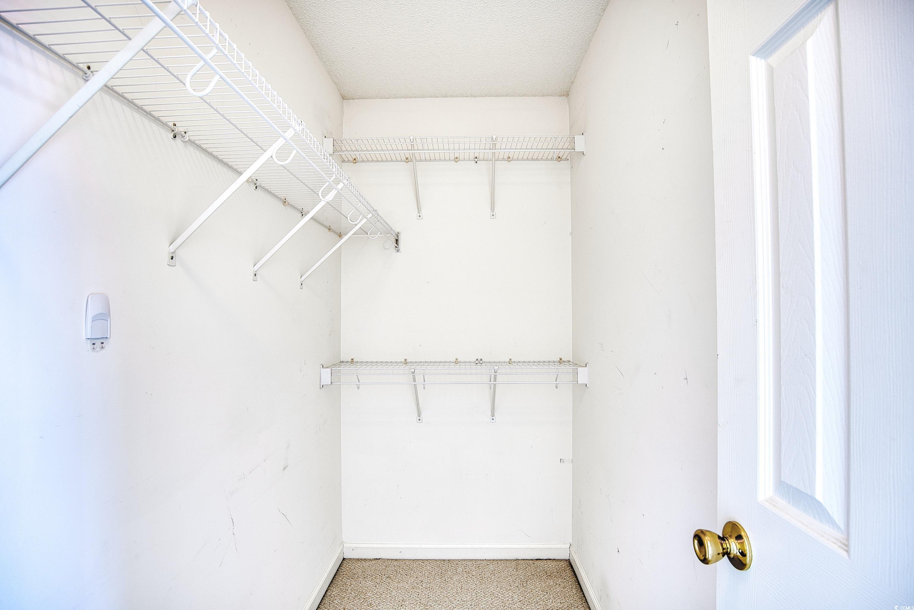612 Wilshire Ln. Unit: 612