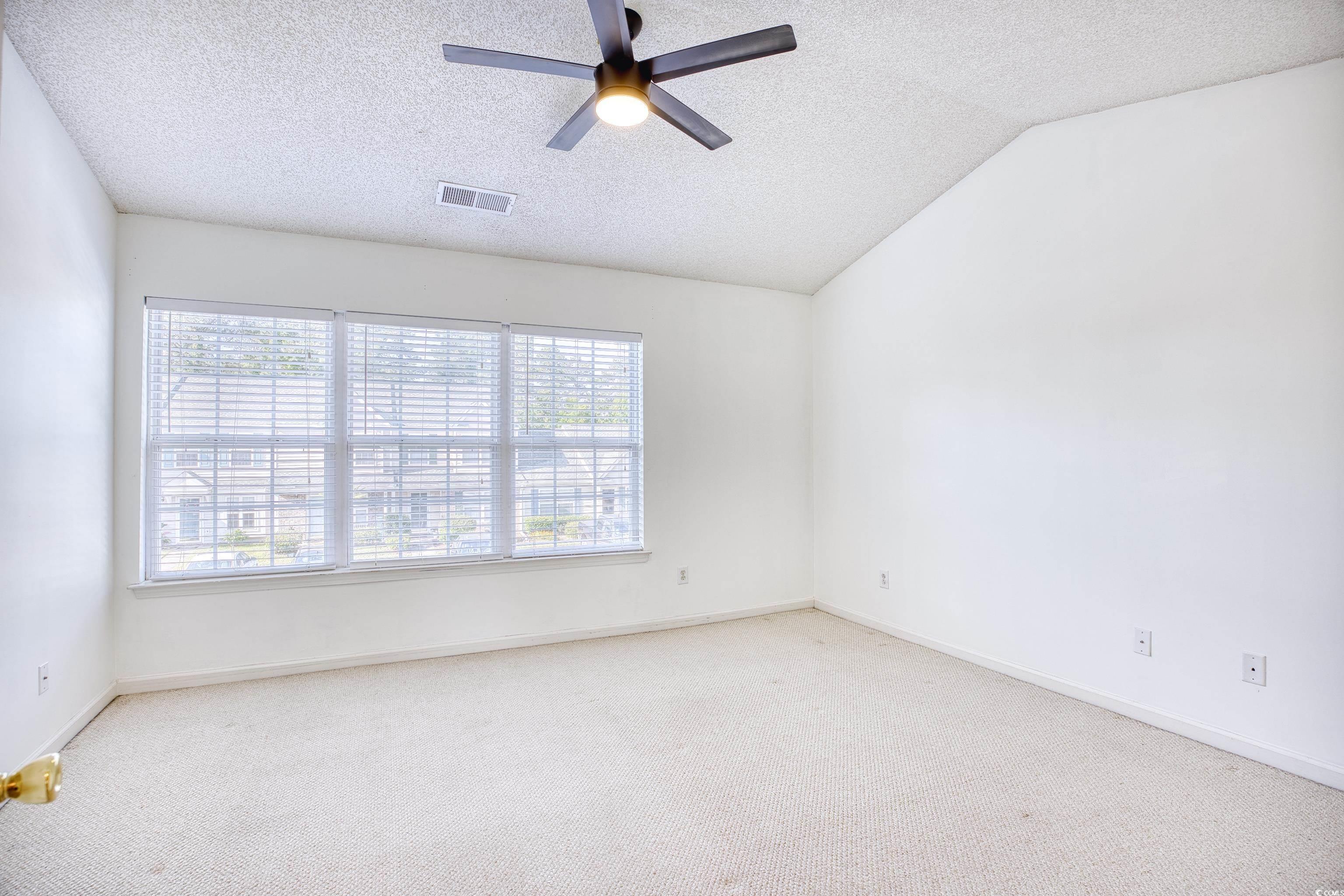 612 Wilshire Ln. Unit: 612