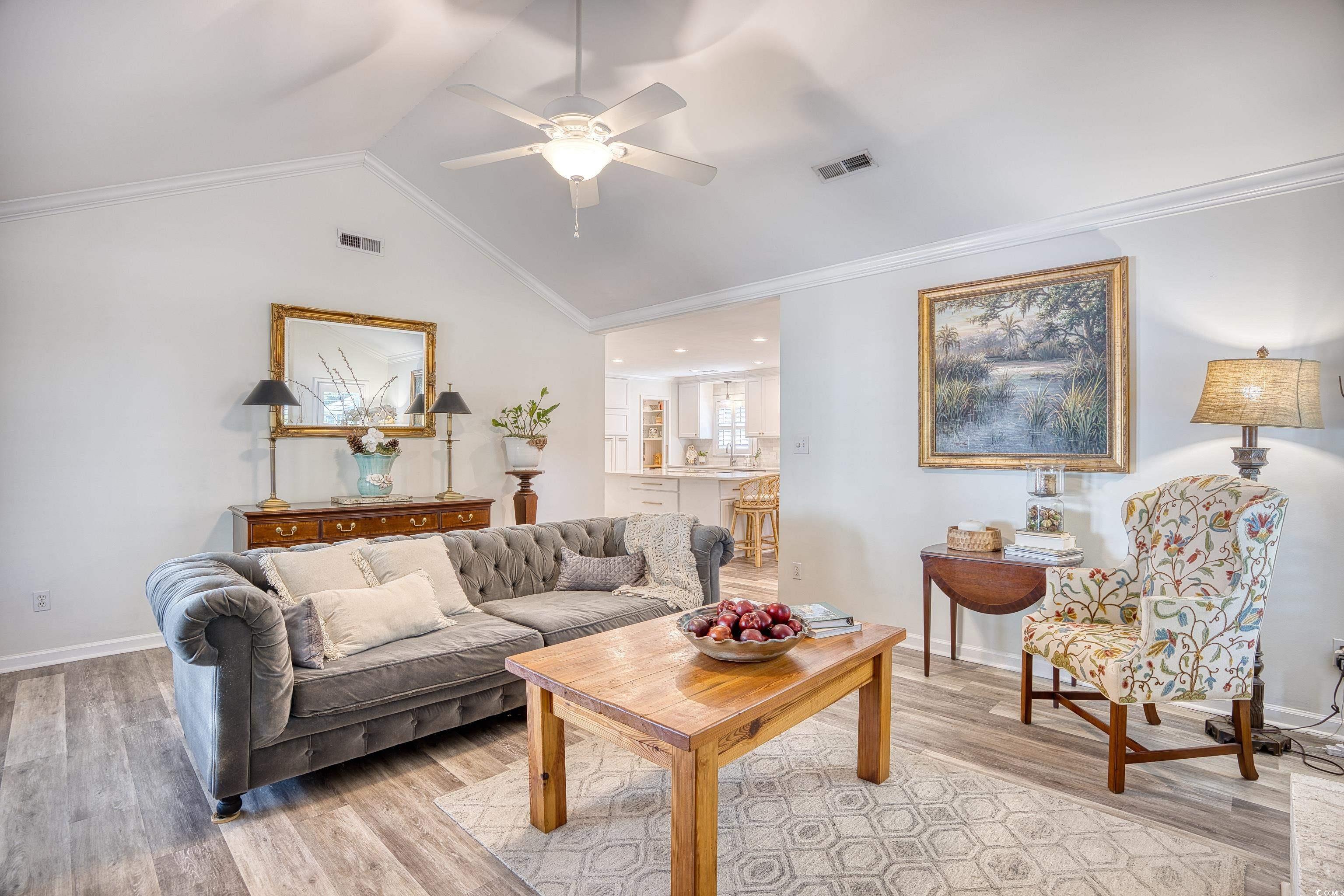 8 Settlers Dr.