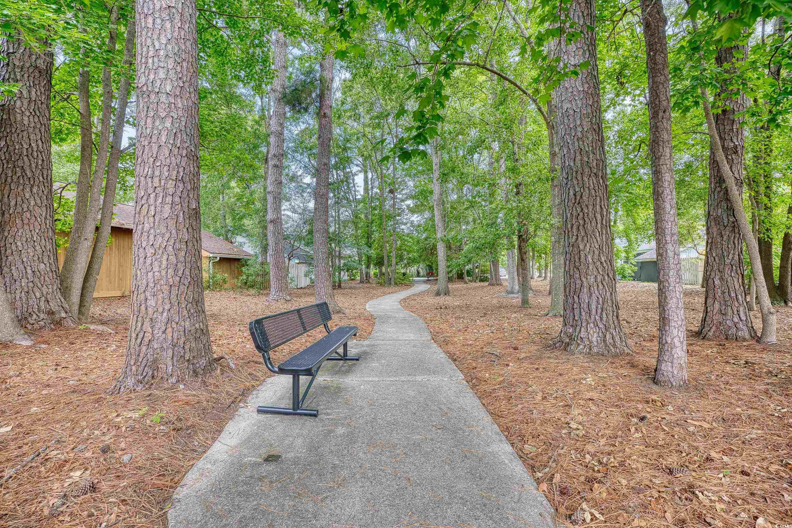 8 Settlers Dr.