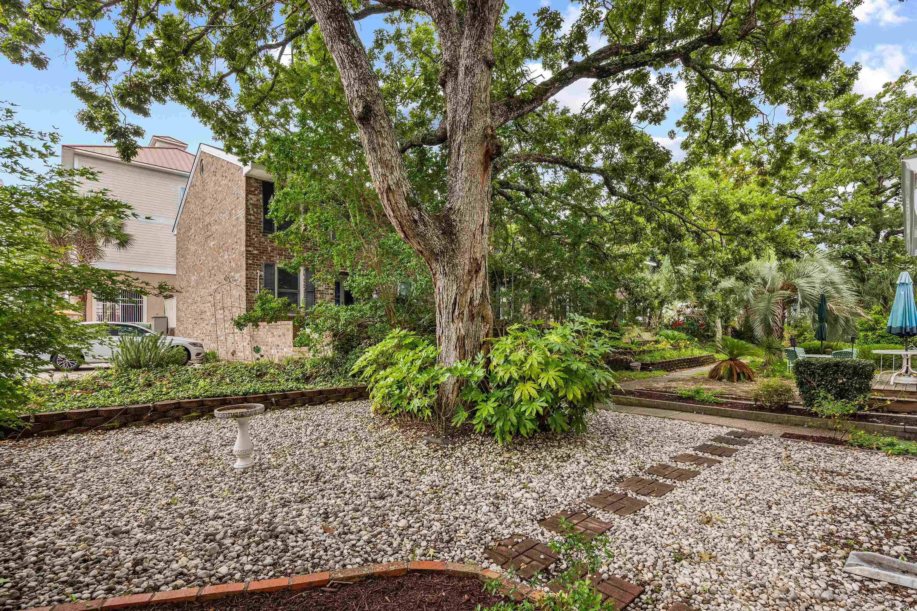 308 76th Ave. N Unit: 5
