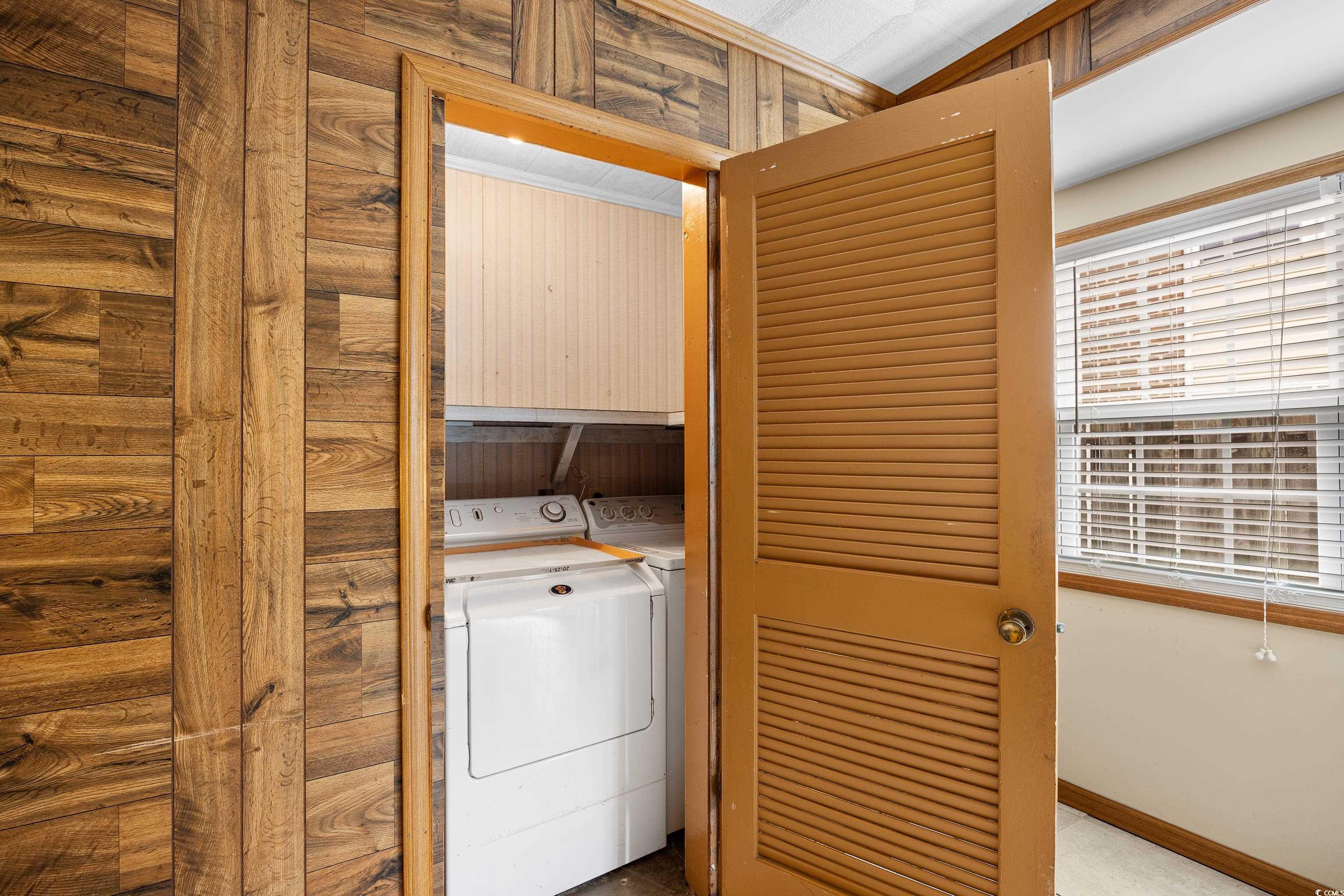 308 76th Ave. N Unit: 5