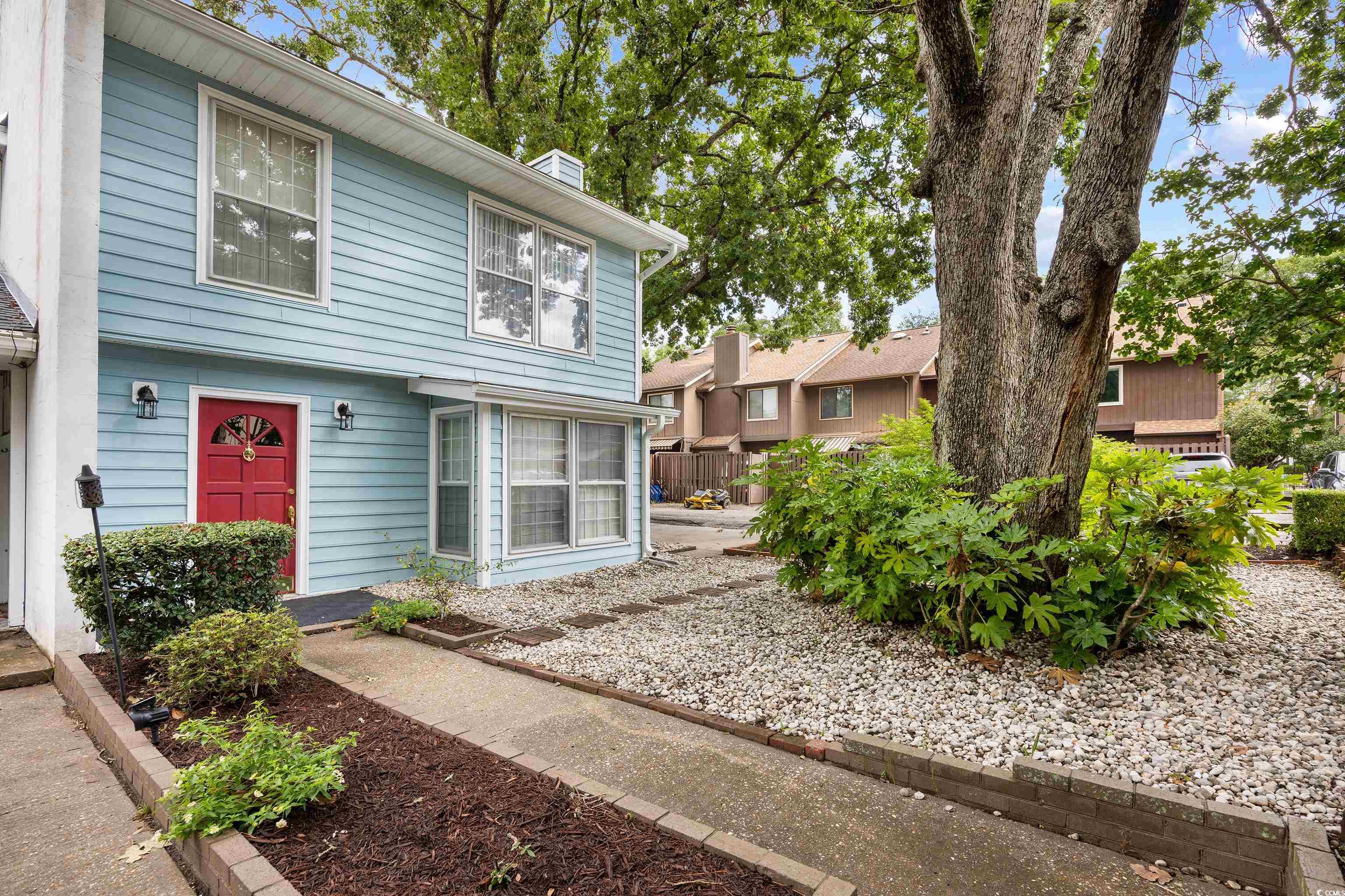 308 76th Ave. N Unit: 5