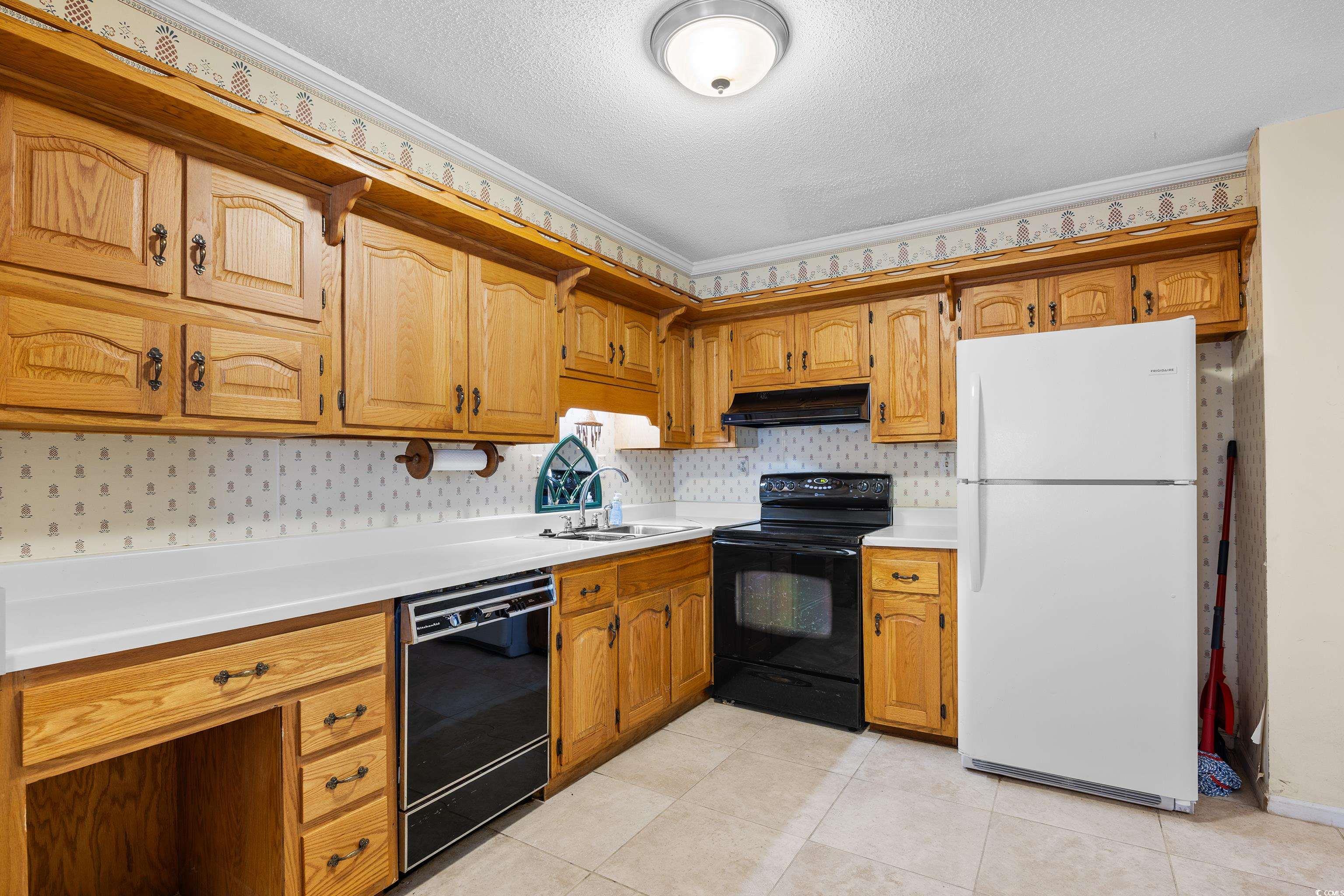 308 76th Ave. N Unit: 5