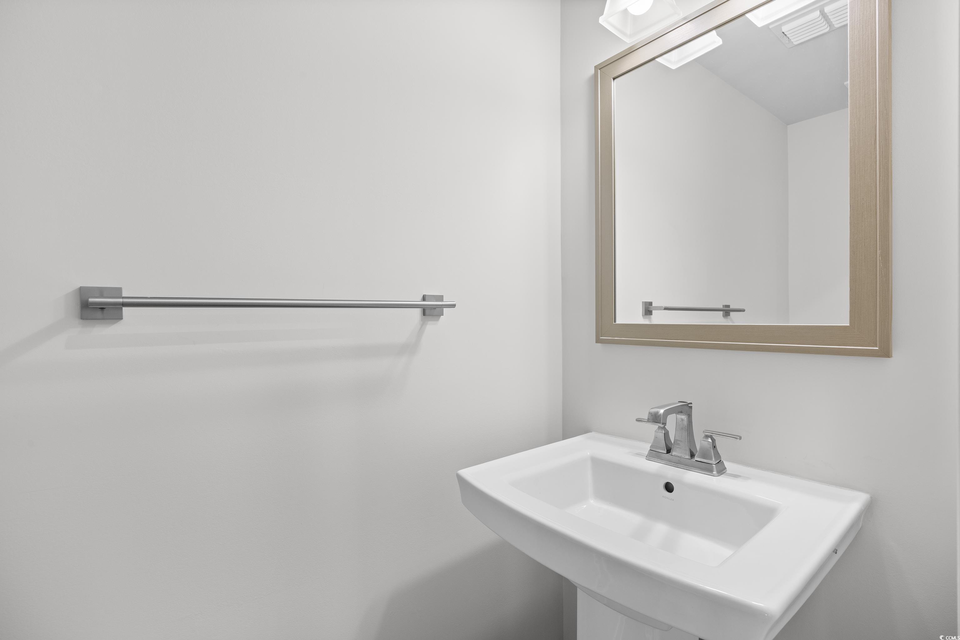2357 Elowen Ln. Unit: 12c