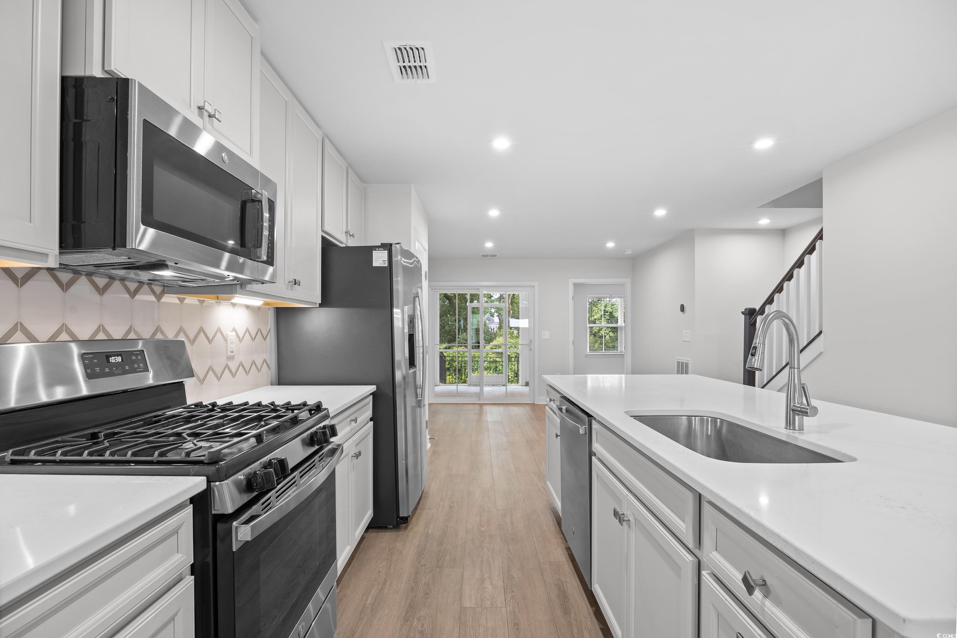2357 Elowen Ln. Unit: 12c