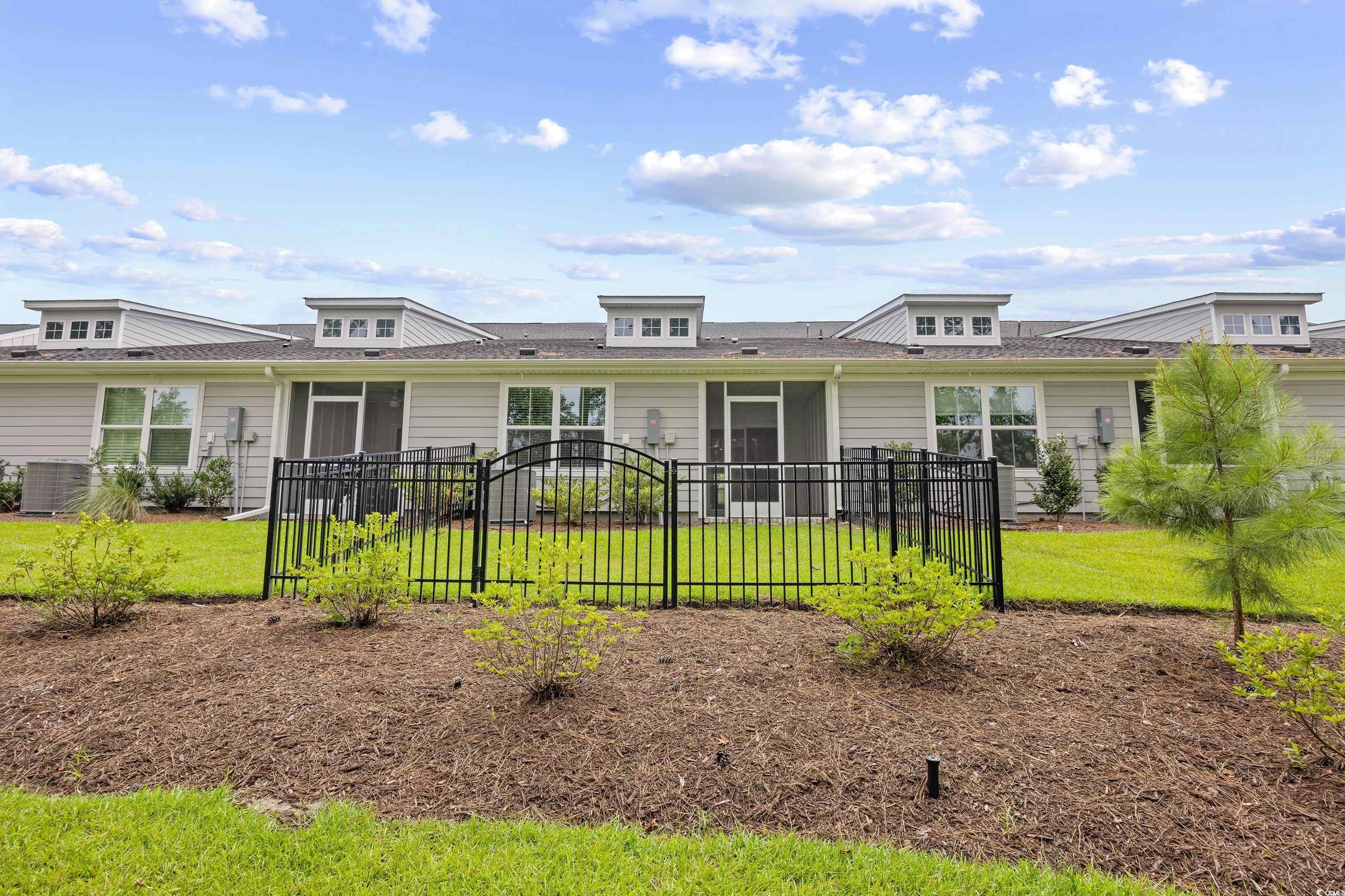 2357 Elowen Ln. Unit: 12c