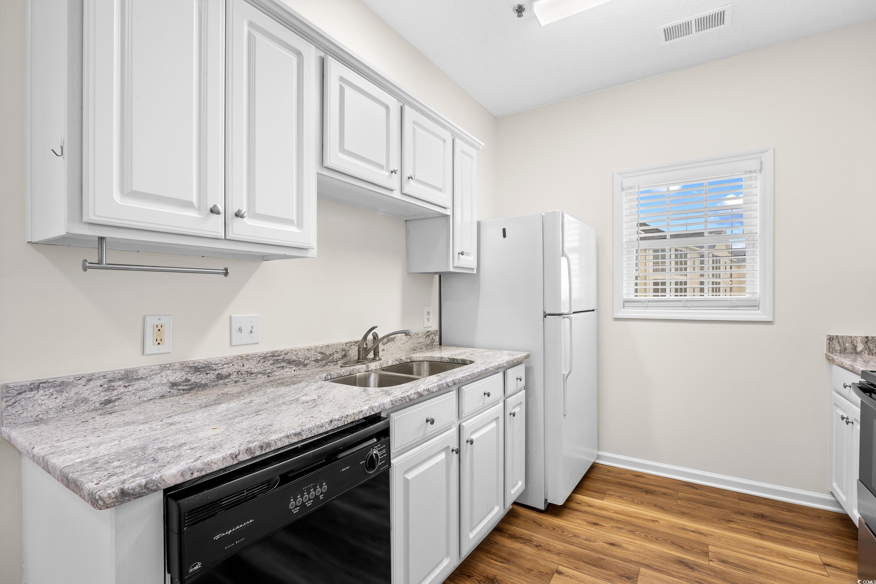 2050 Cross Gate Blvd. Unit: 201