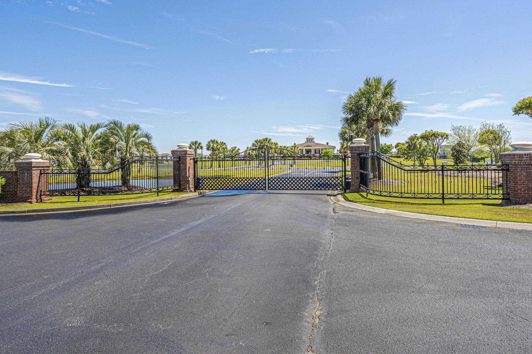 469 West Palms Dr.