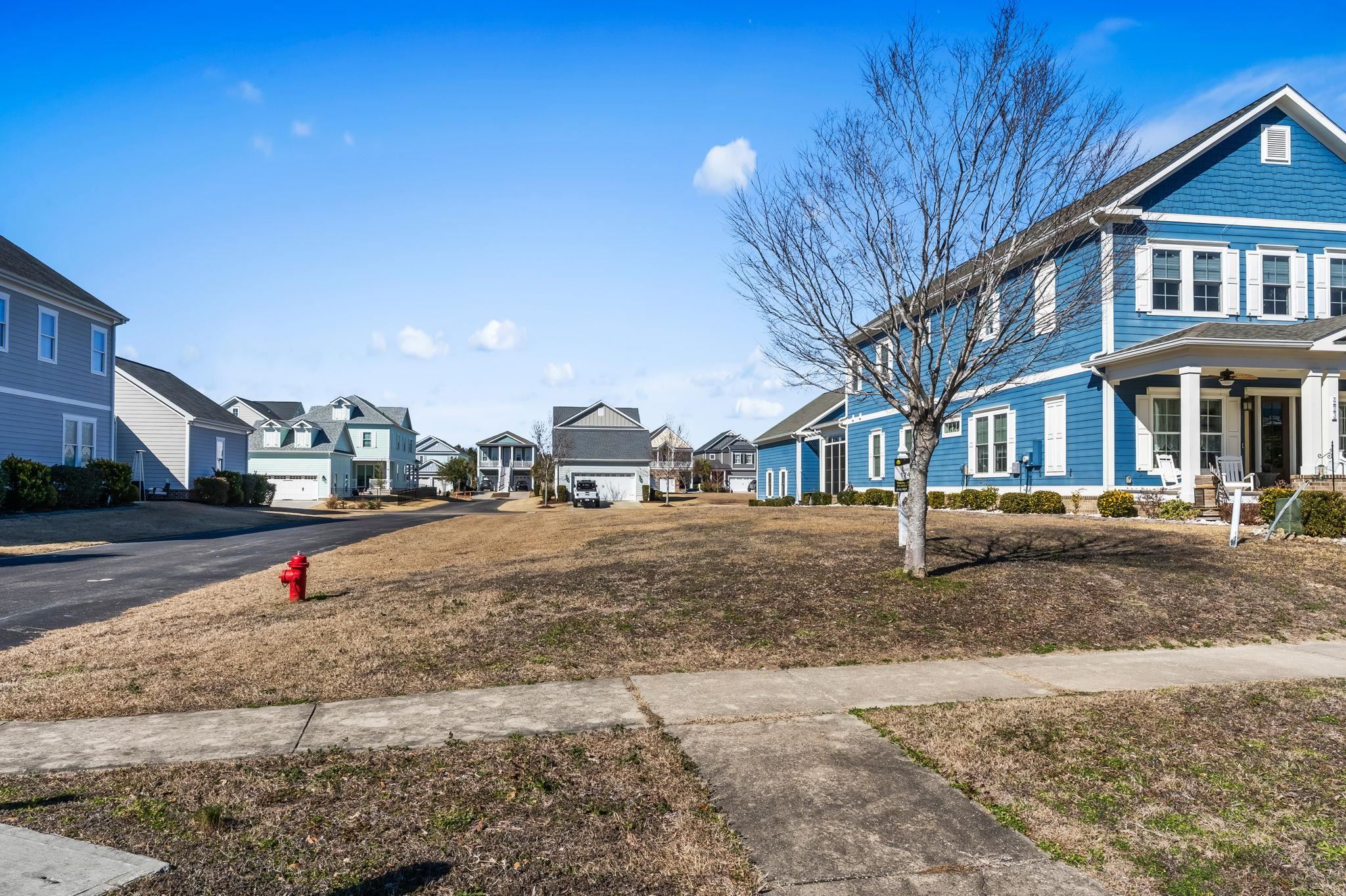 469 West Palms Dr.