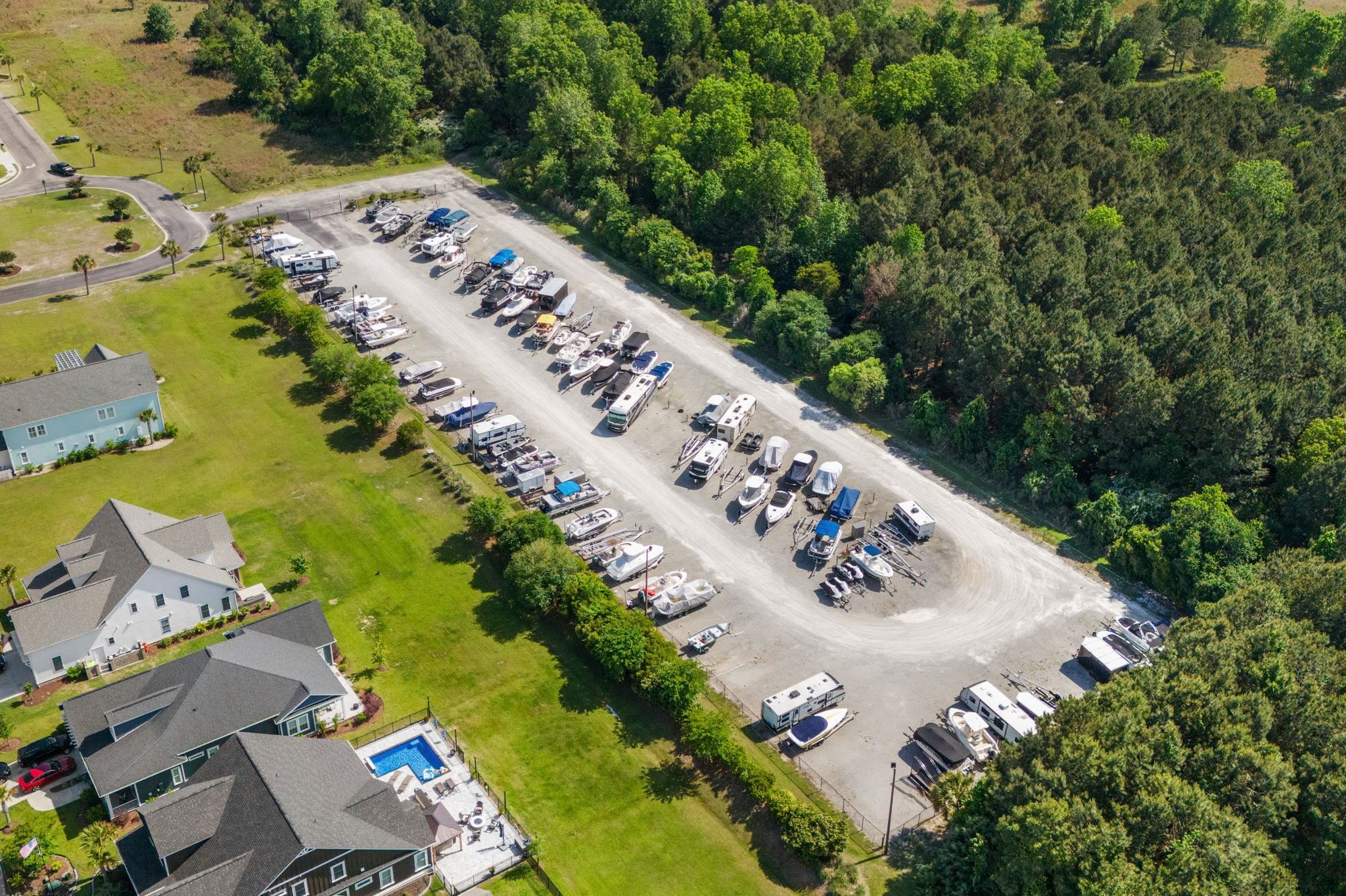469 West Palms Dr.