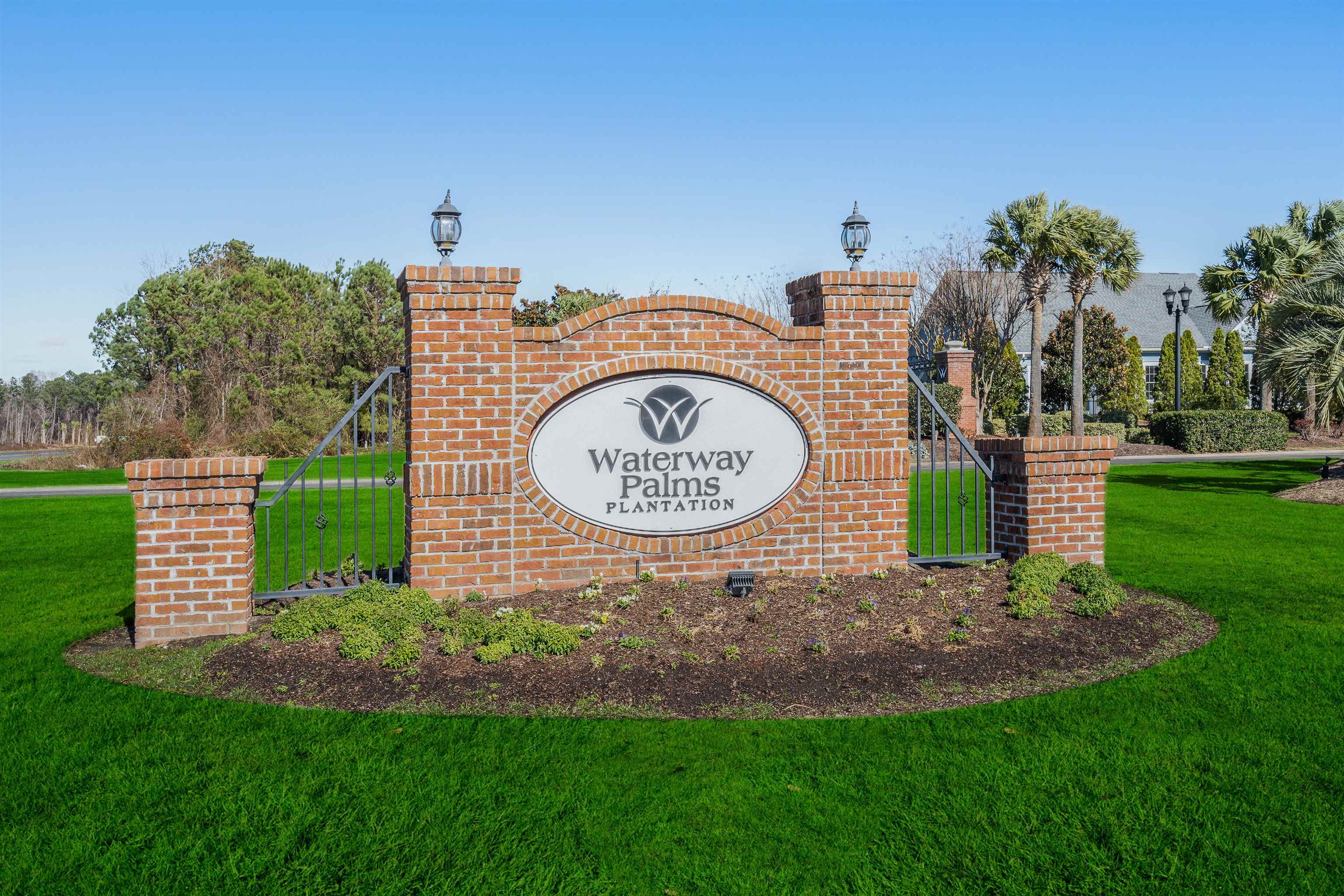 200 West Palms Dr.