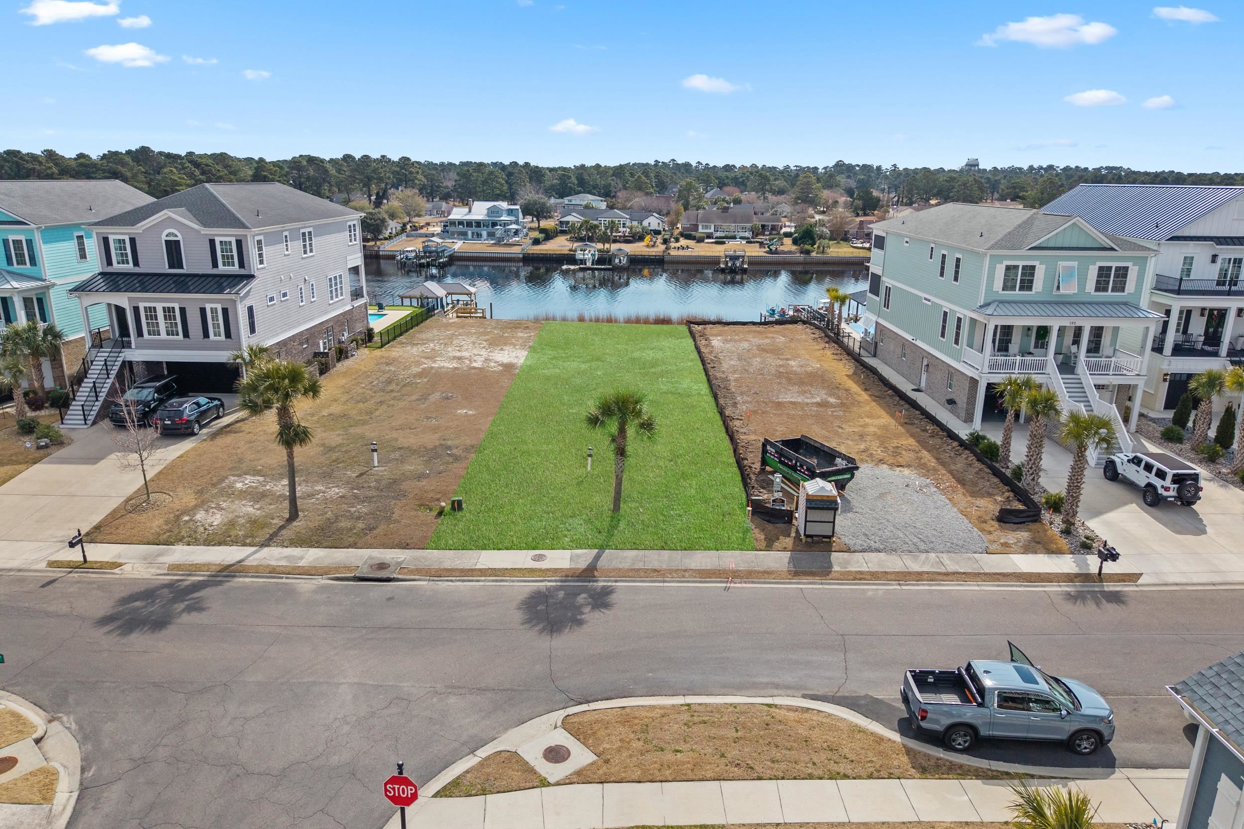 200 West Palms Dr.