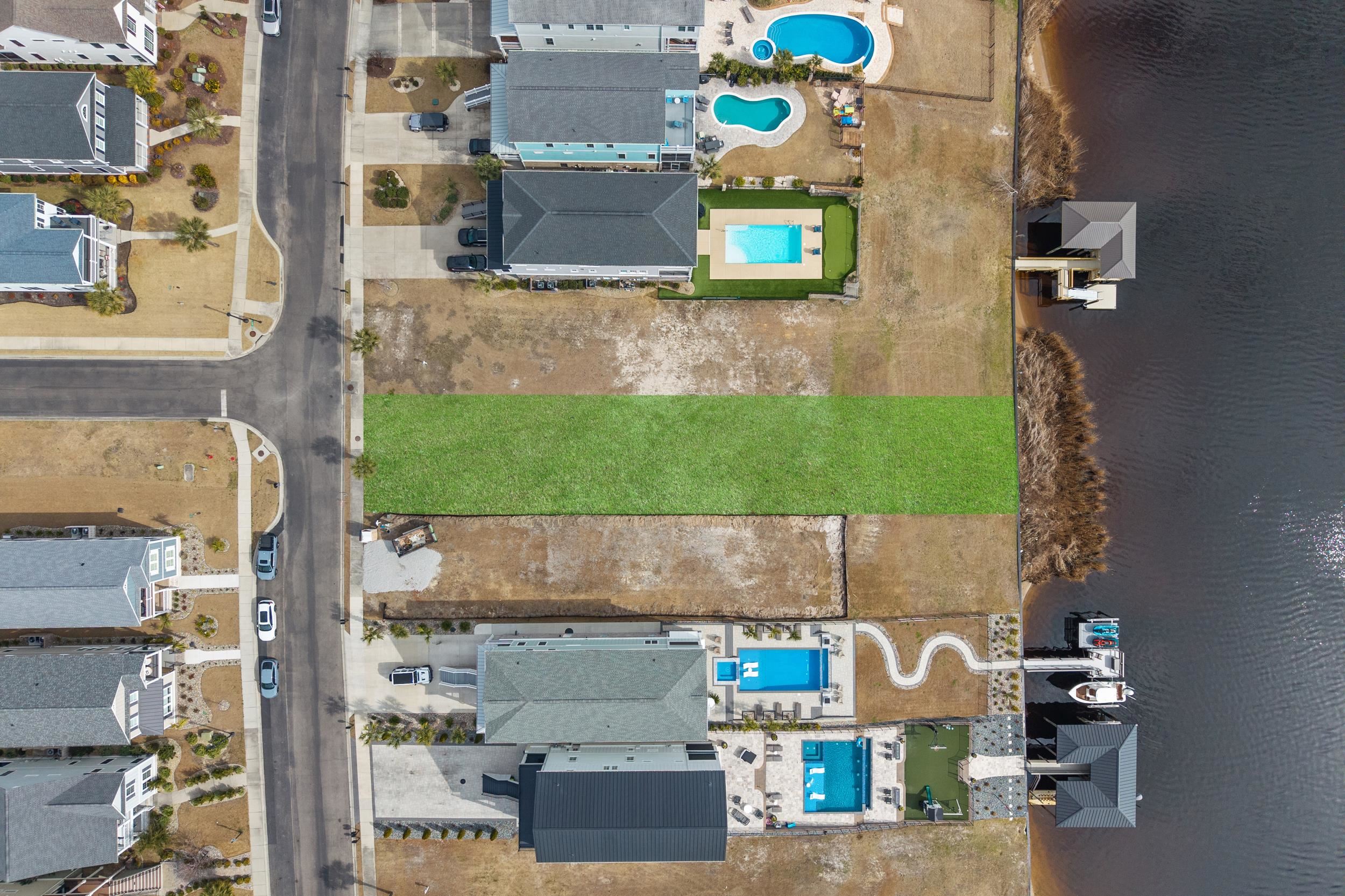 200 West Palms Dr.