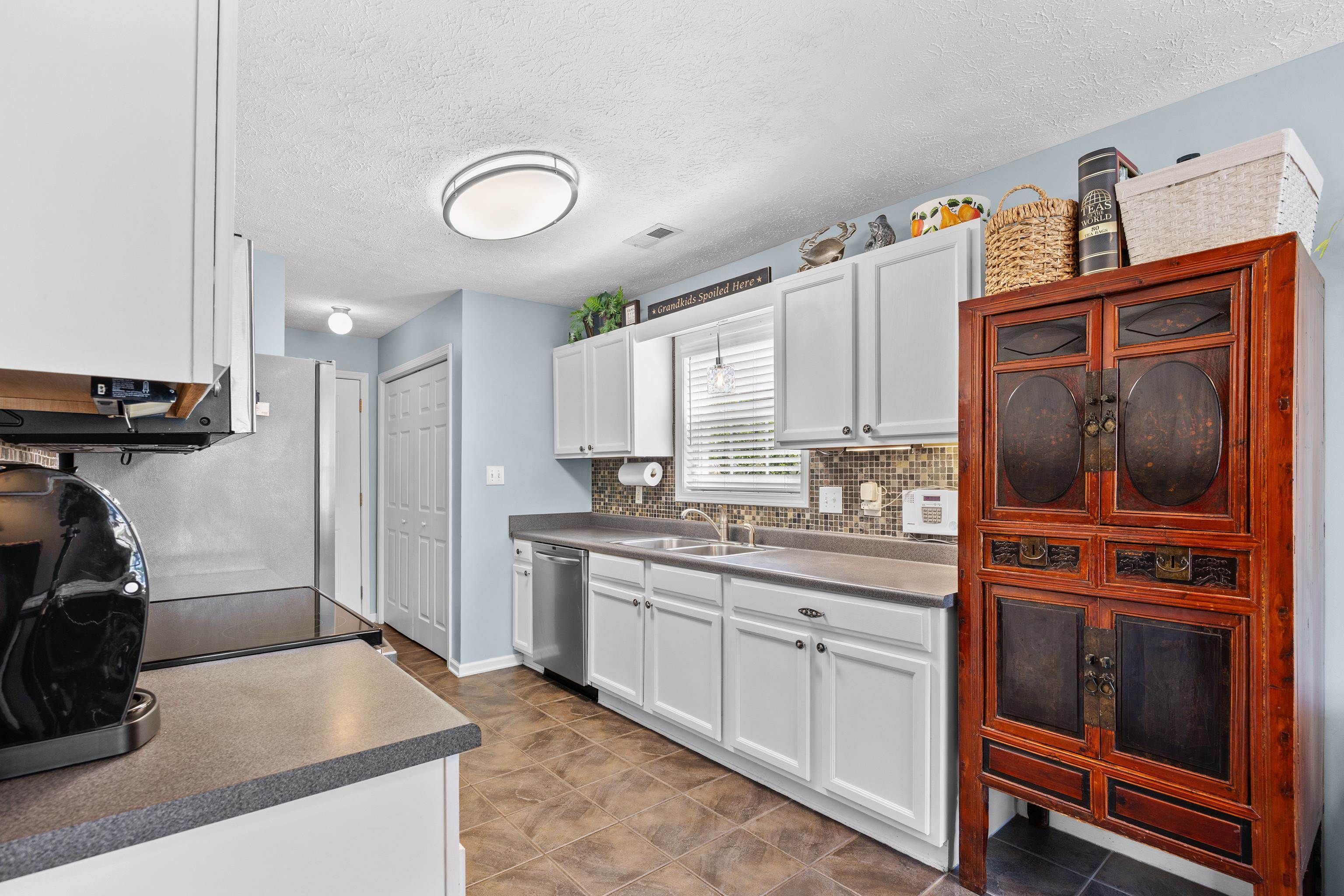 3006 Sabal Ct.