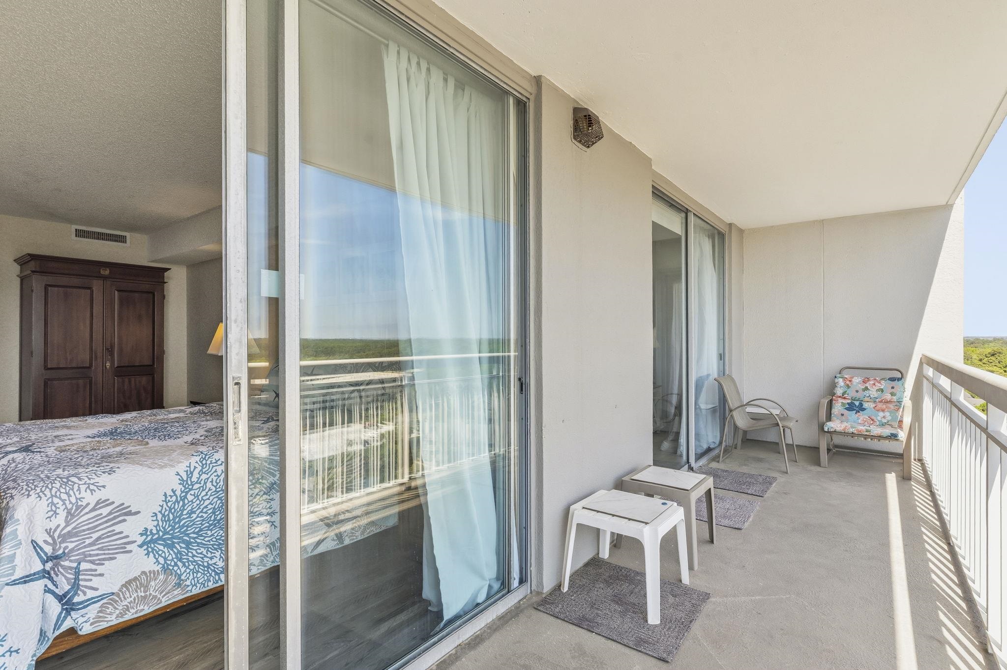 9820 Queensway Blvd. Unit: 1403