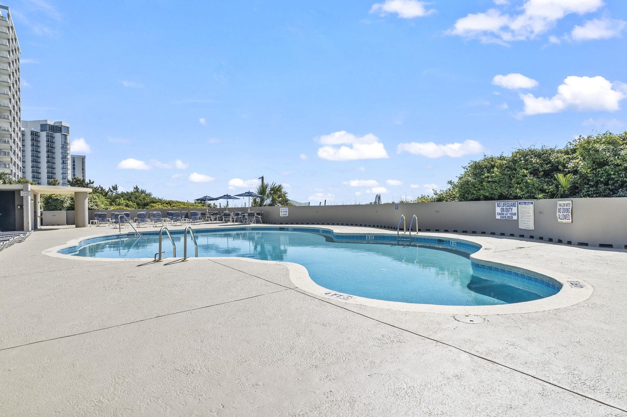 9820 Queensway Blvd. Unit: 1403