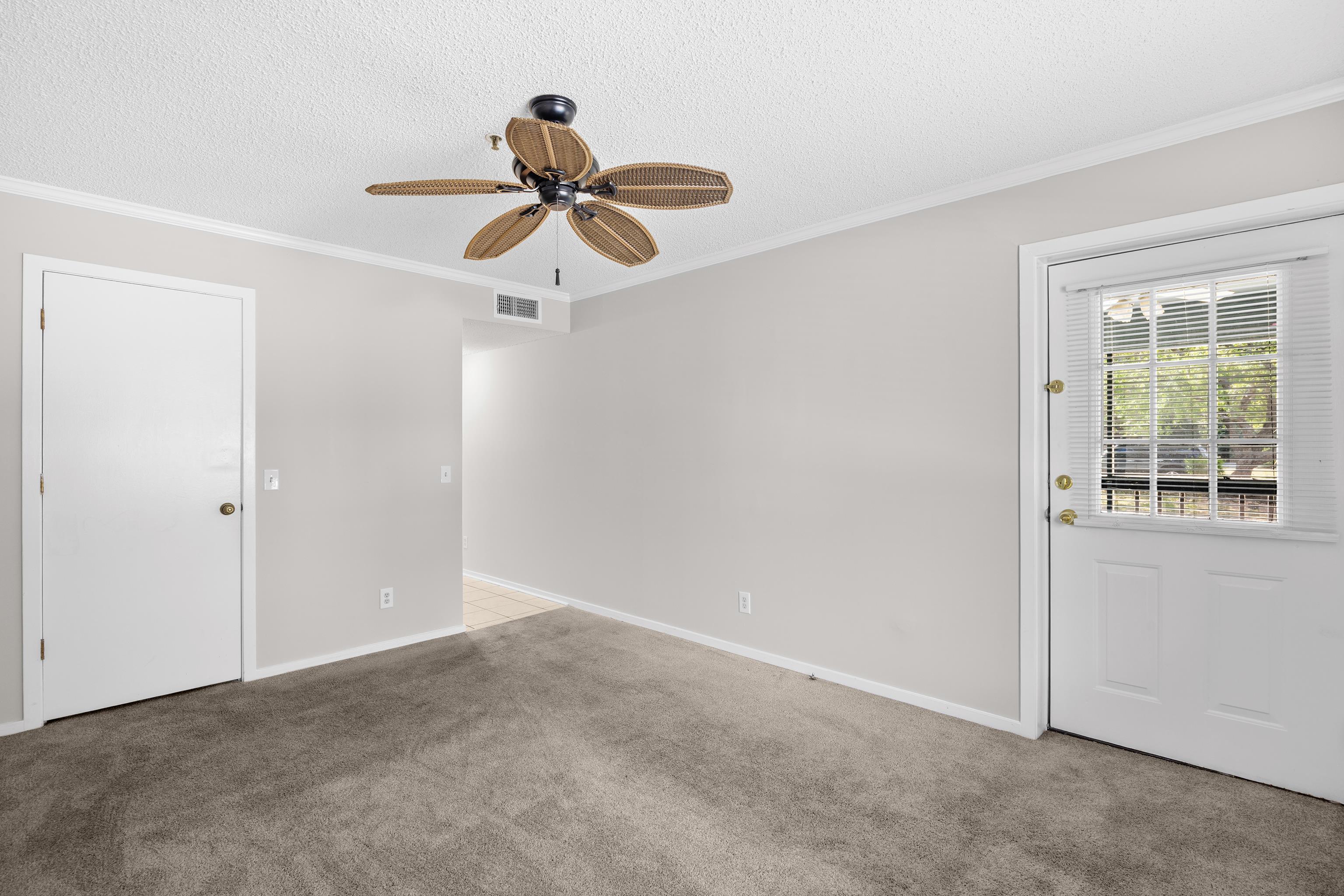 4015 Fairway Dr. Unit: 109