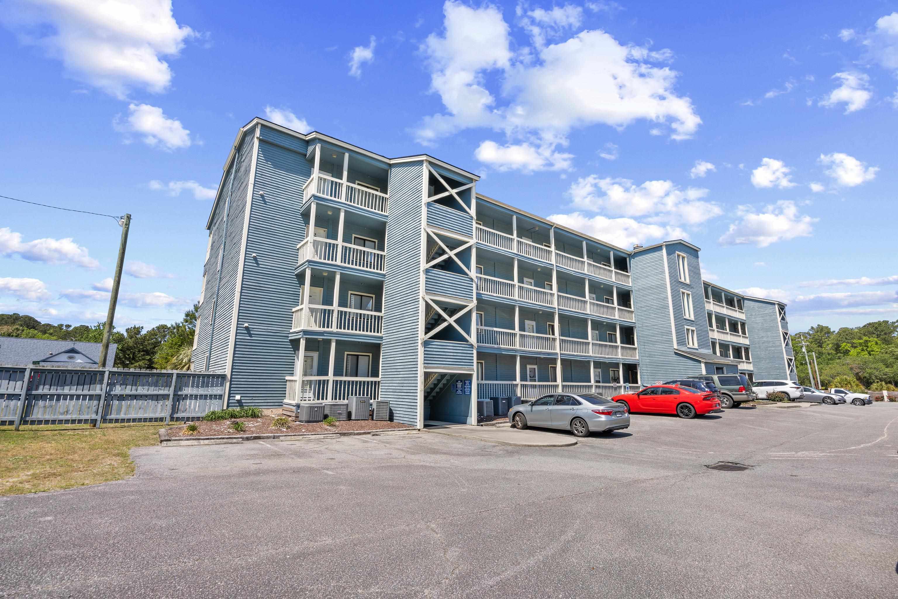 4015 Fairway Dr. Unit: 109