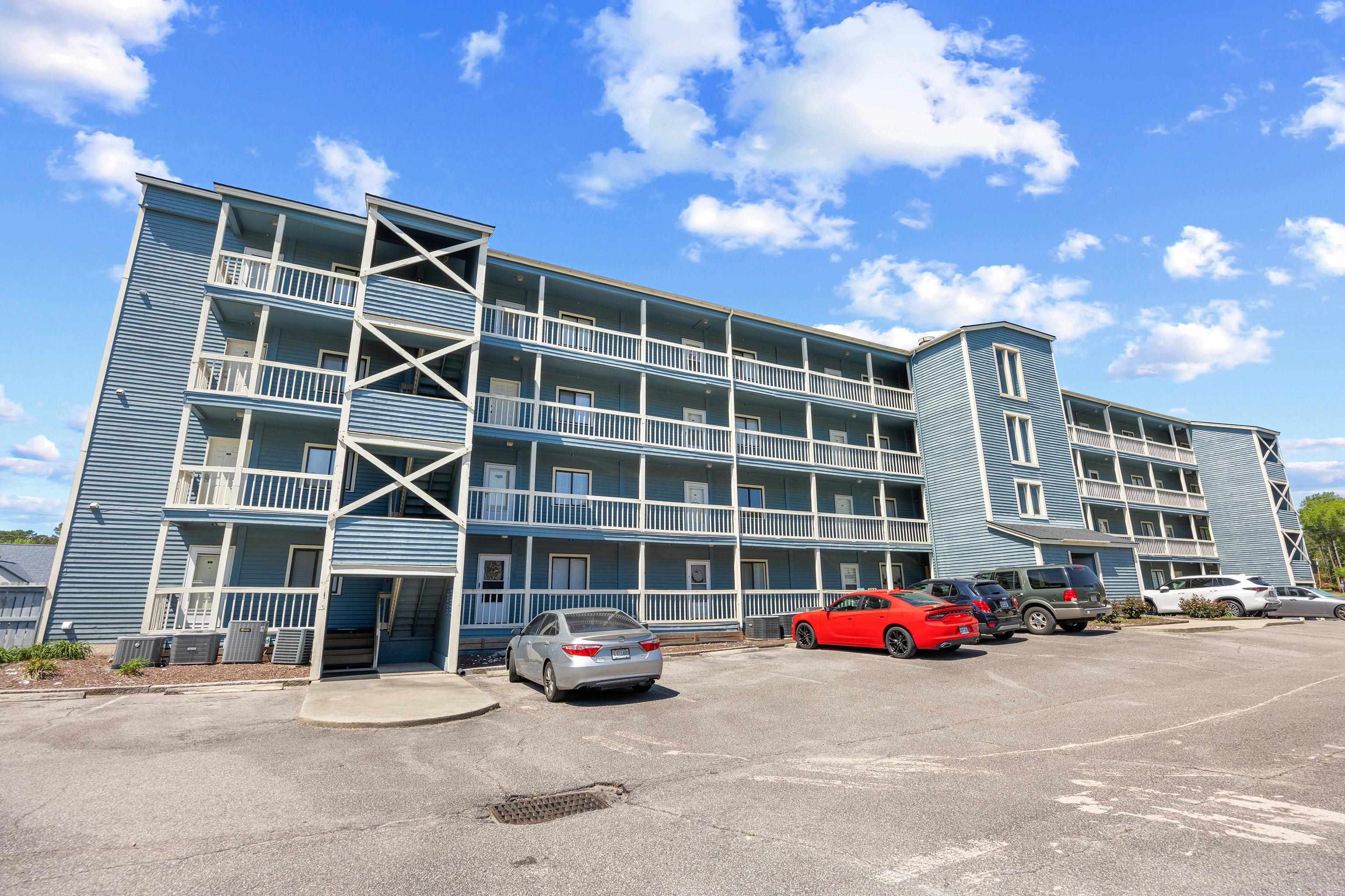 4015 Fairway Dr. Unit: 109
