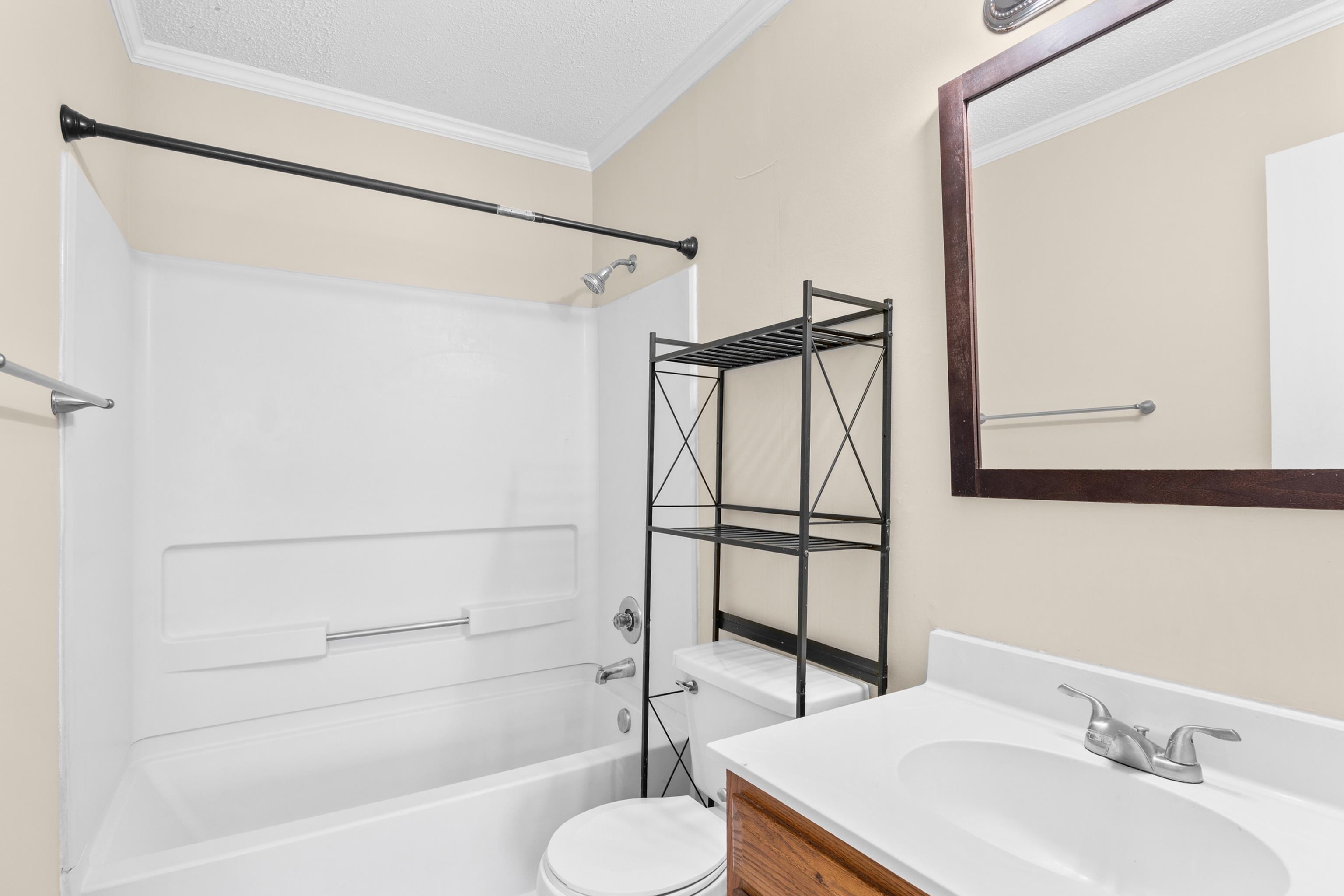 4015 Fairway Dr. Unit: 109