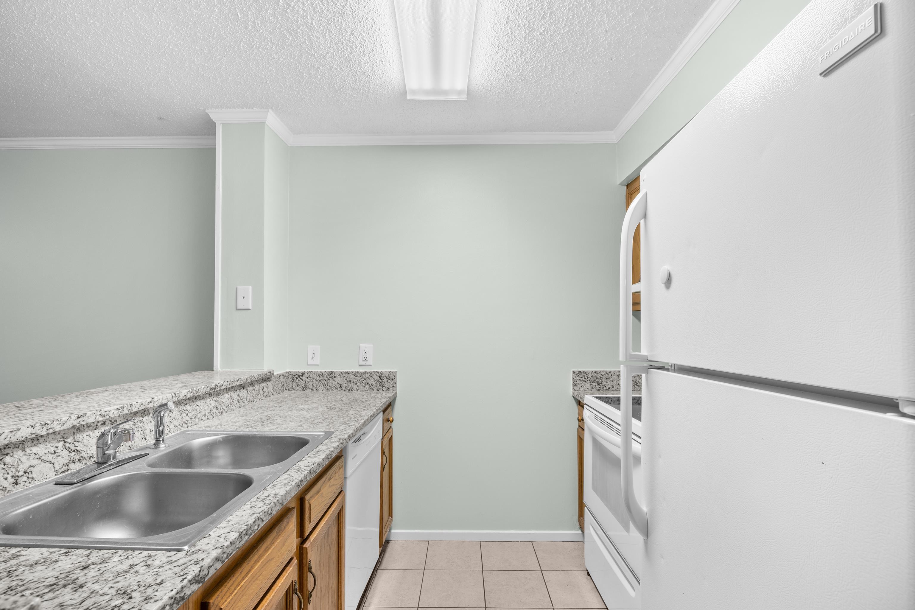 4015 Fairway Dr. Unit: 303