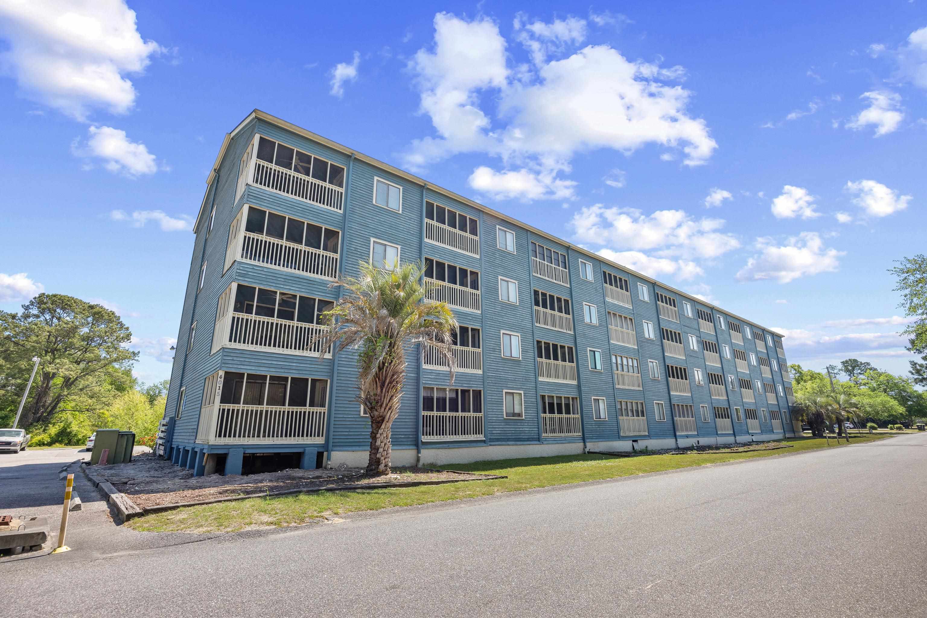4015 Fairway Dr. Unit: 303