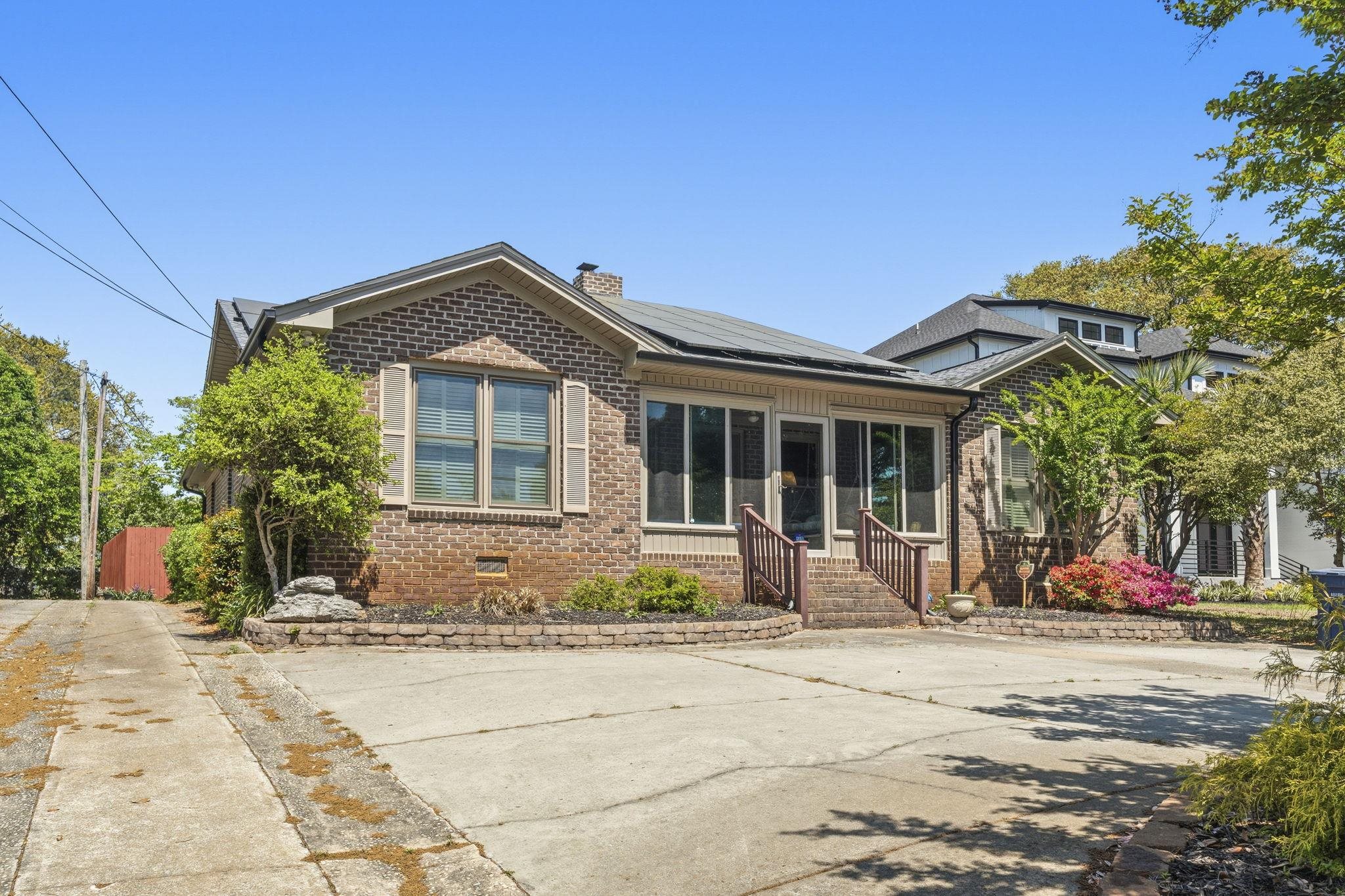 5513 Porcher Dr.