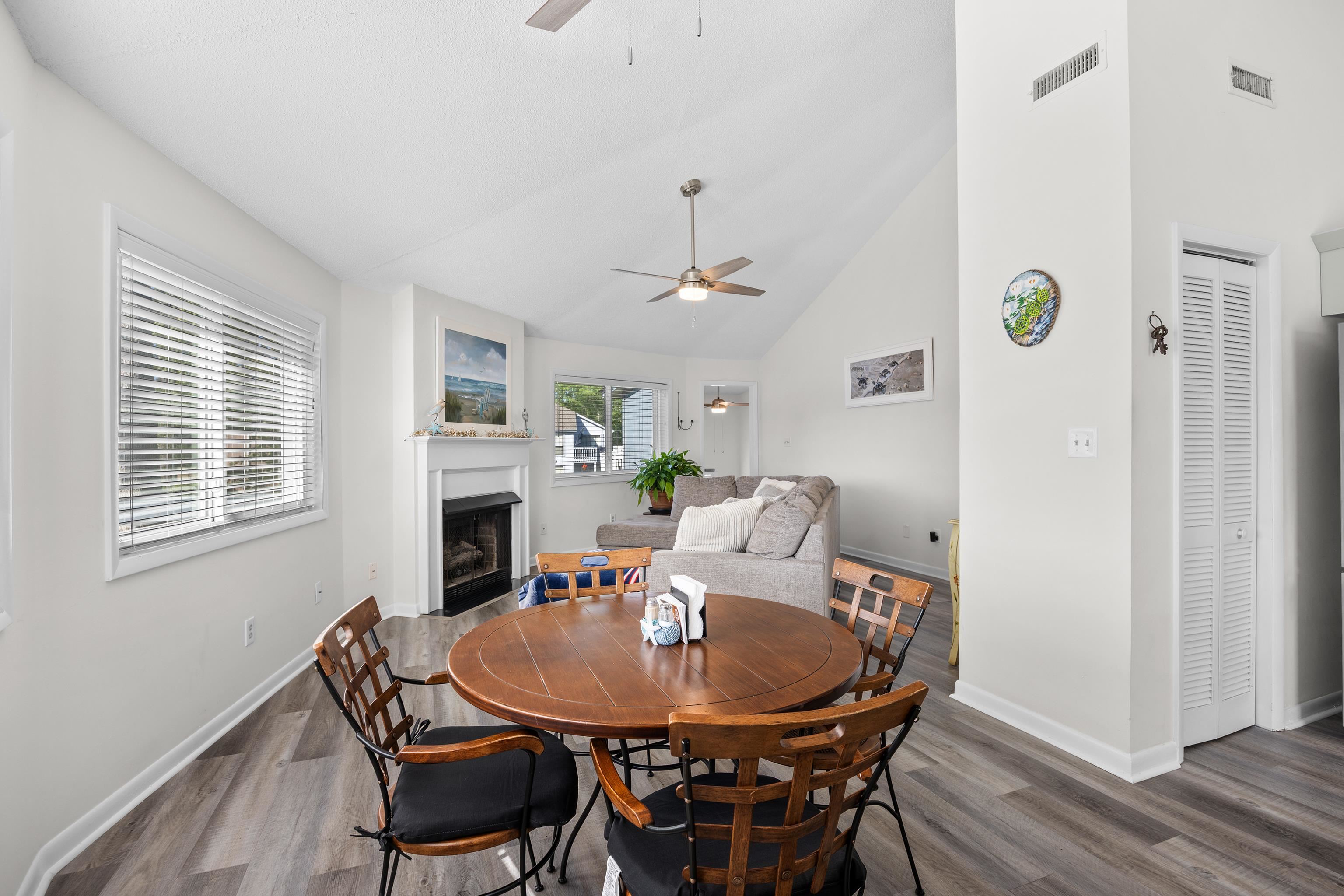 622 Tall Oaks Ln.