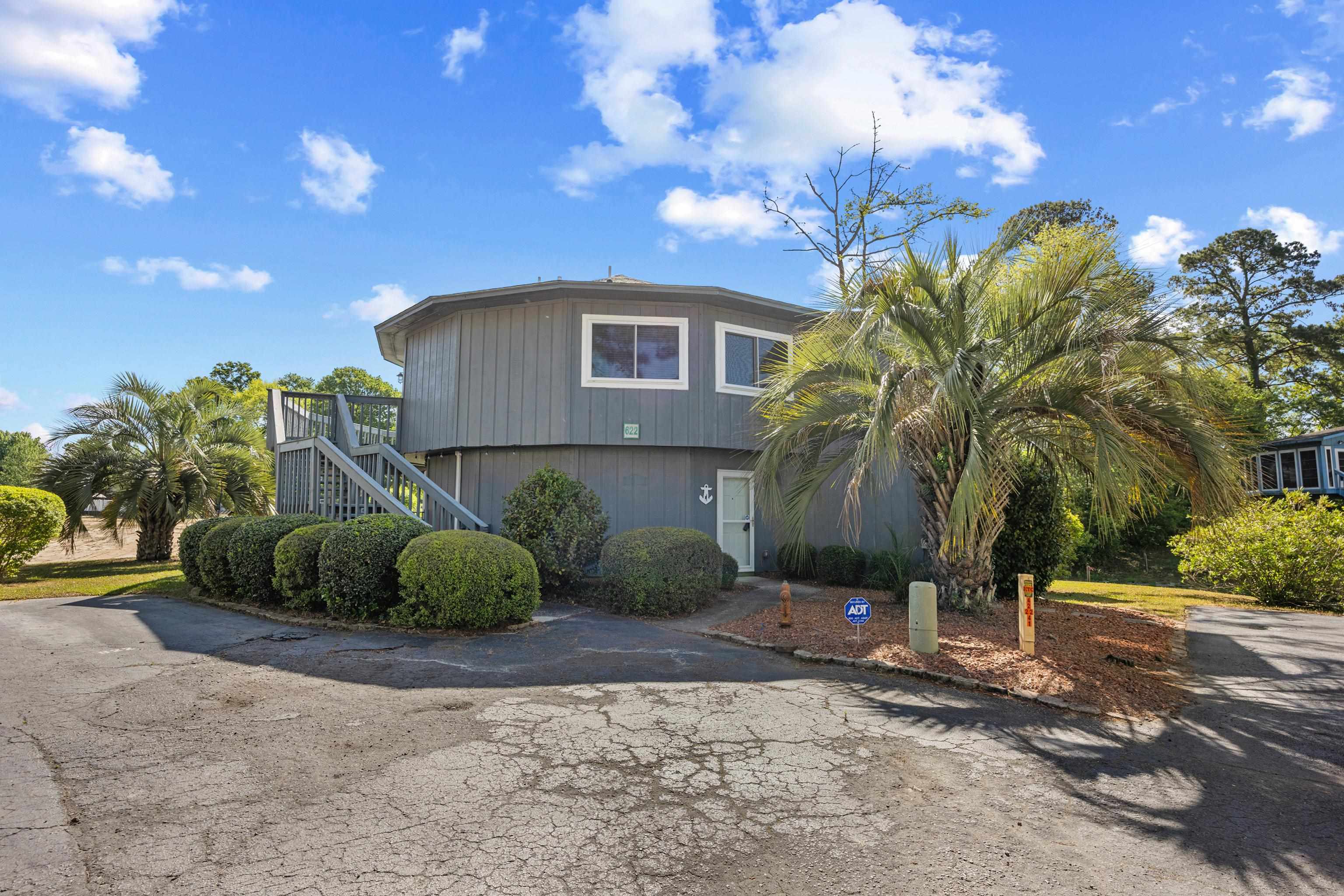 622 Tall Oaks Ln.
