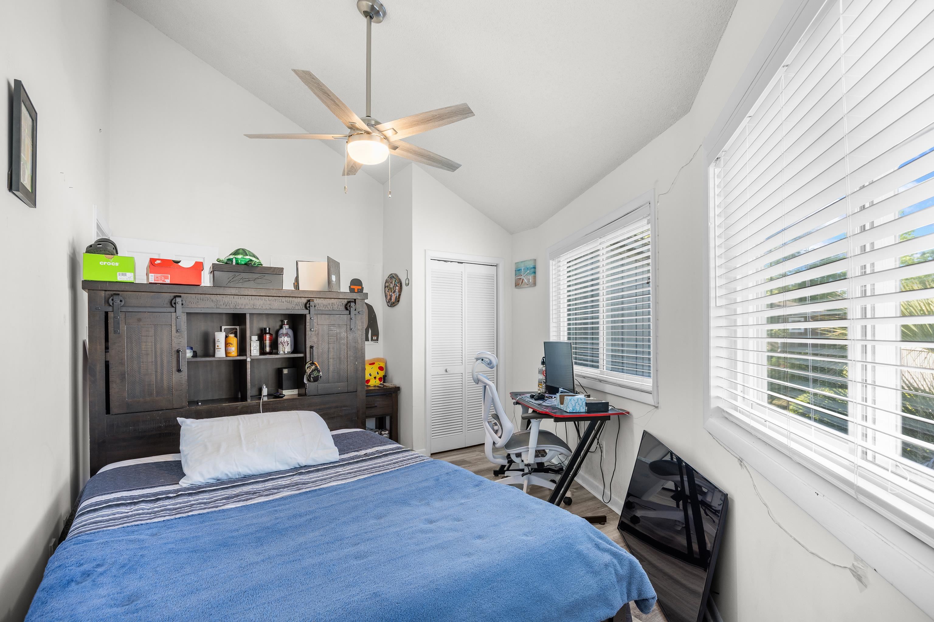 622 Tall Oaks Ln.
