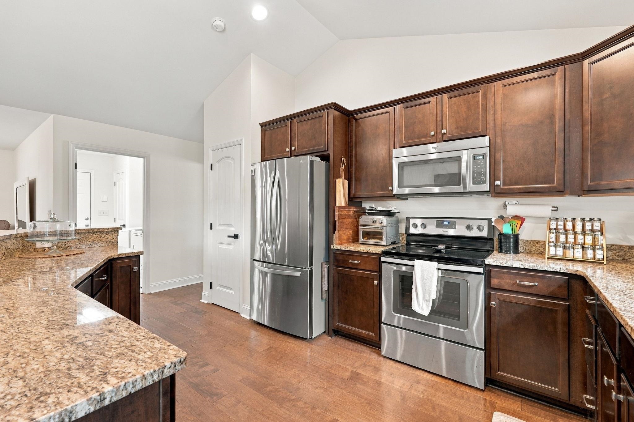 416 South Oaks Dr.