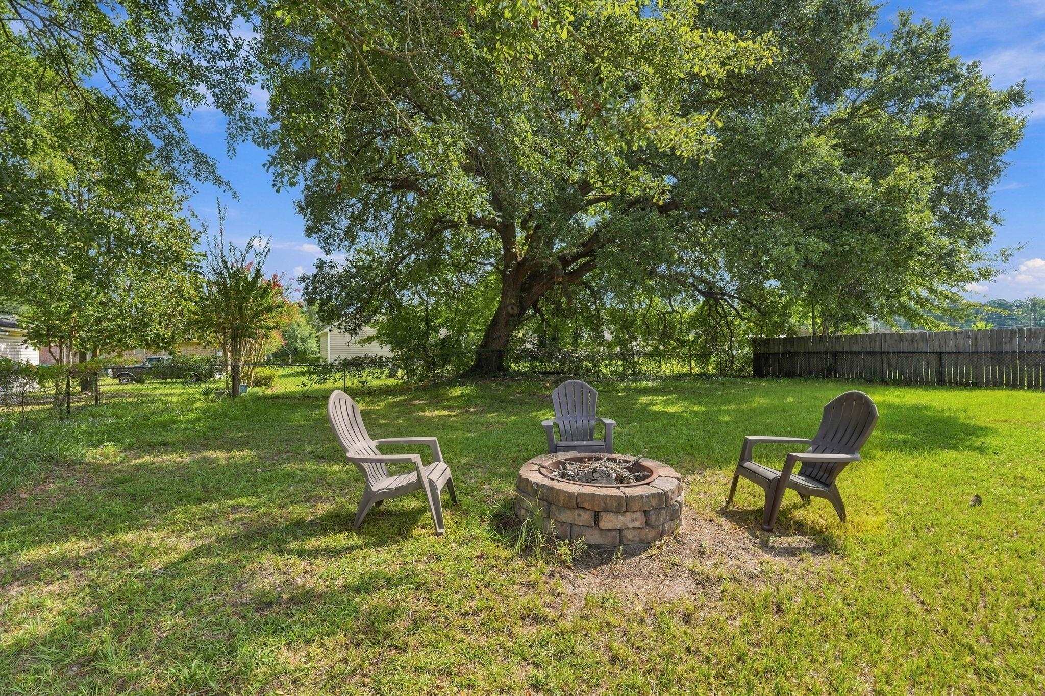416 South Oaks Dr.