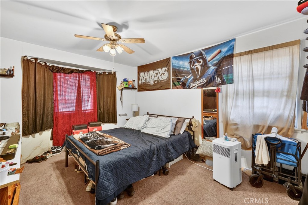 2211 Amherst
