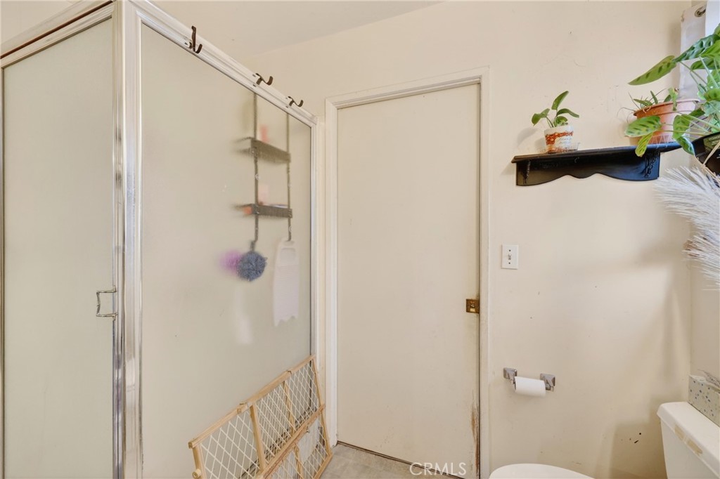 2211 Amherst