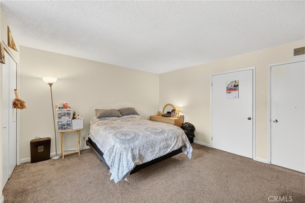 5905 Rosemead Blvd 21