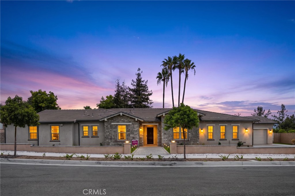 412 Conway Court