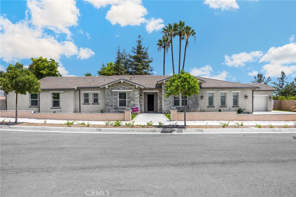 412 Conway Court