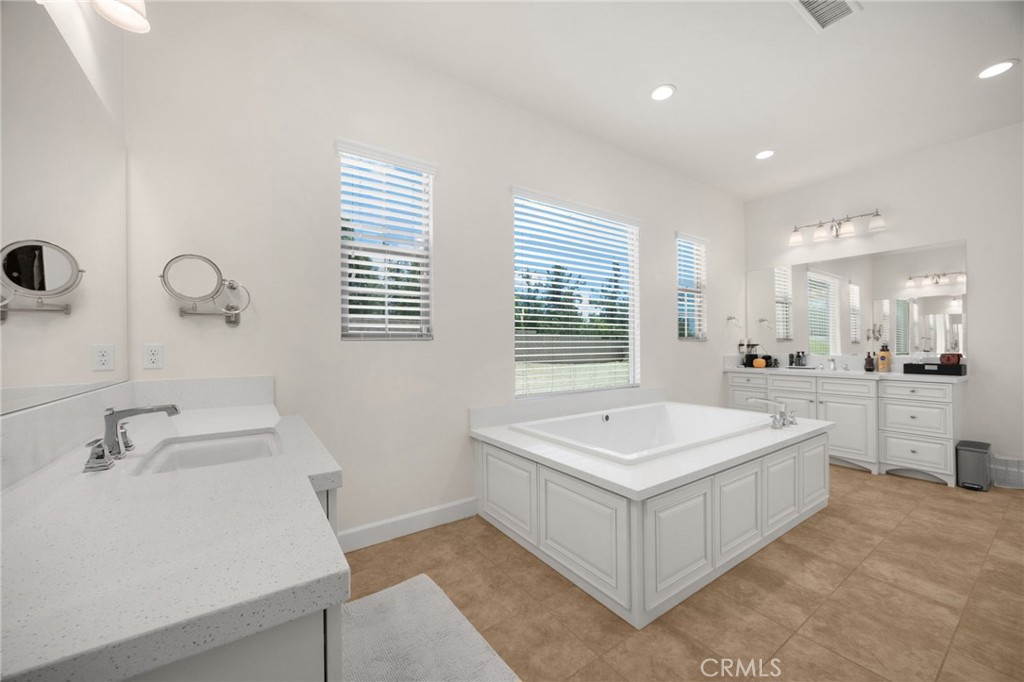 412 Conway Court