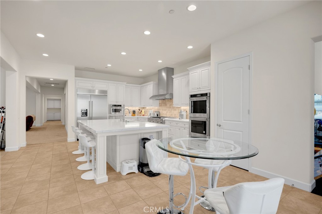 412 Conway Court