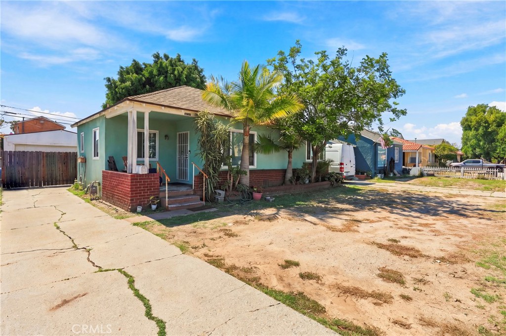 3238 Marine Ave