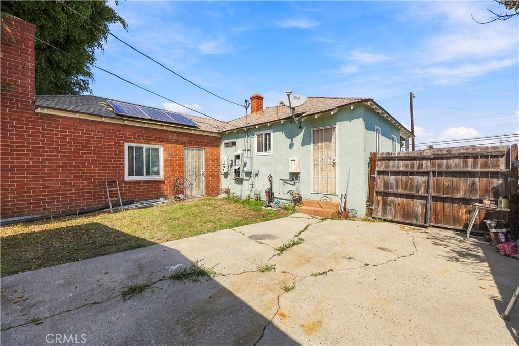3238 Marine Ave