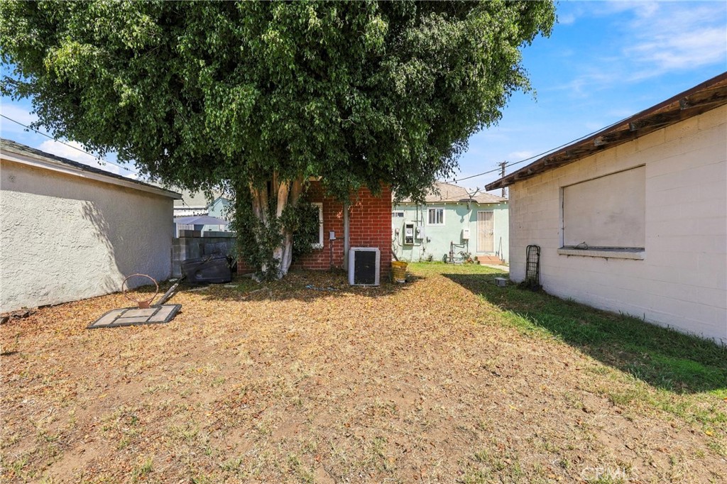 3238 Marine Ave