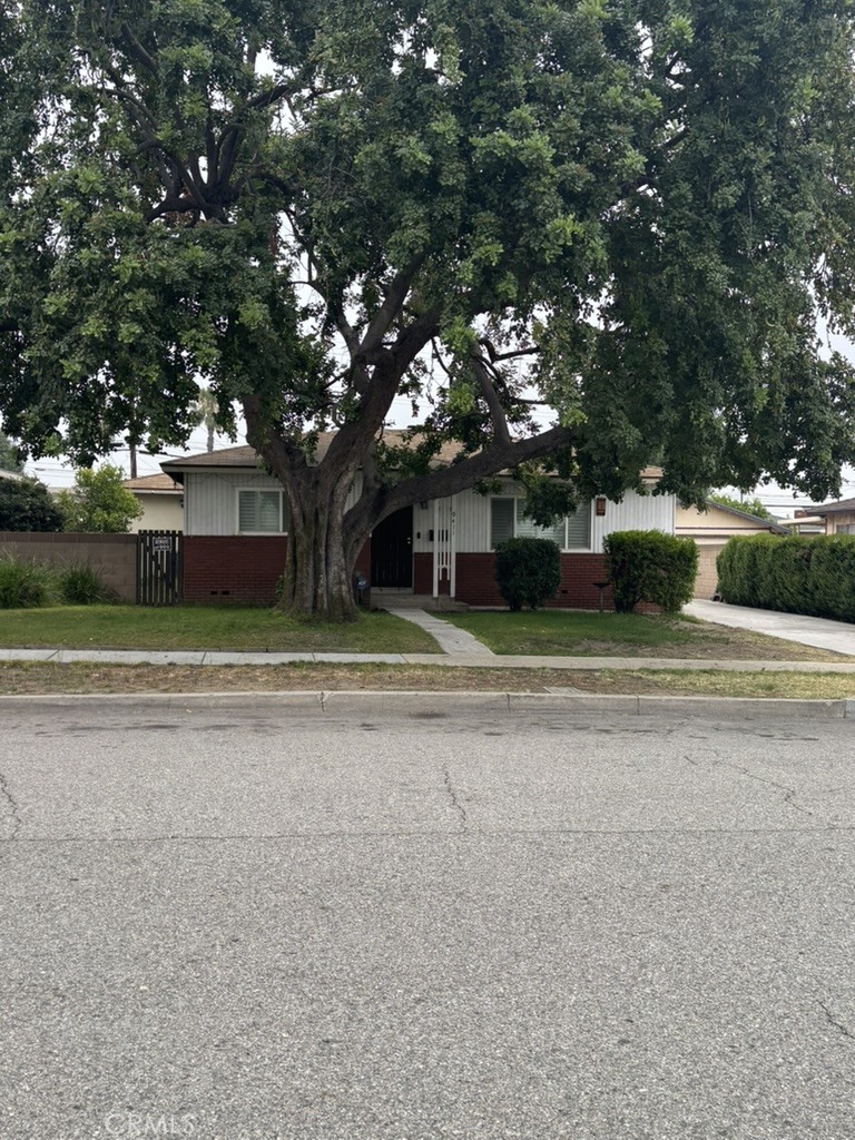 9411 Del Mar Avenue