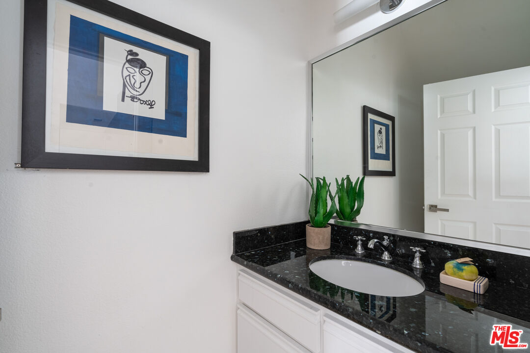 4437 Avocado St Unit: 101
