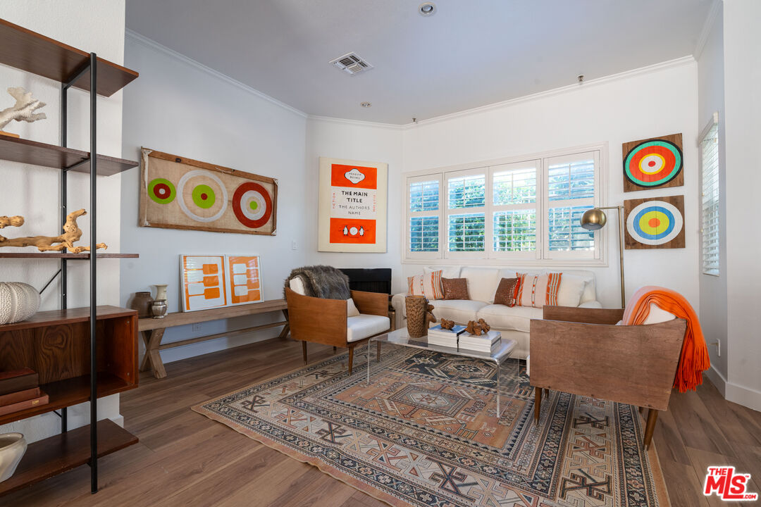 4437 Avocado St Unit: 101