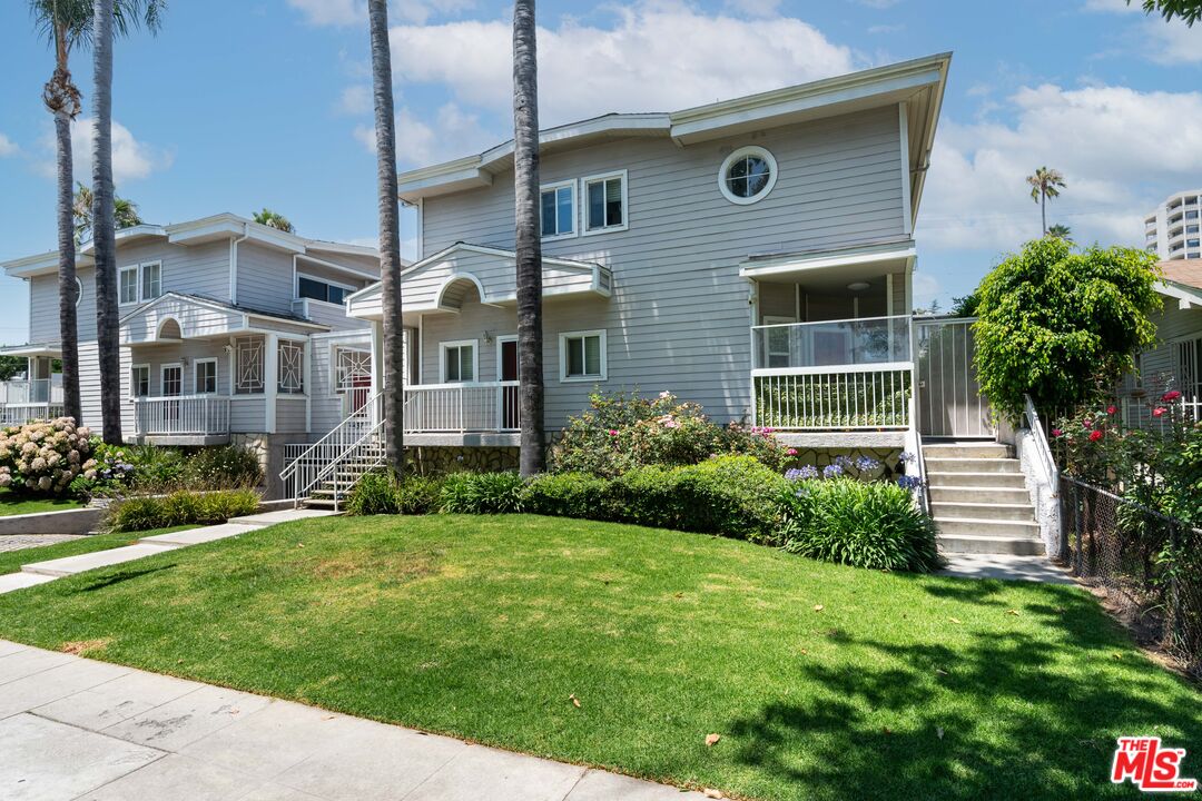 4437 Avocado St Unit: 101