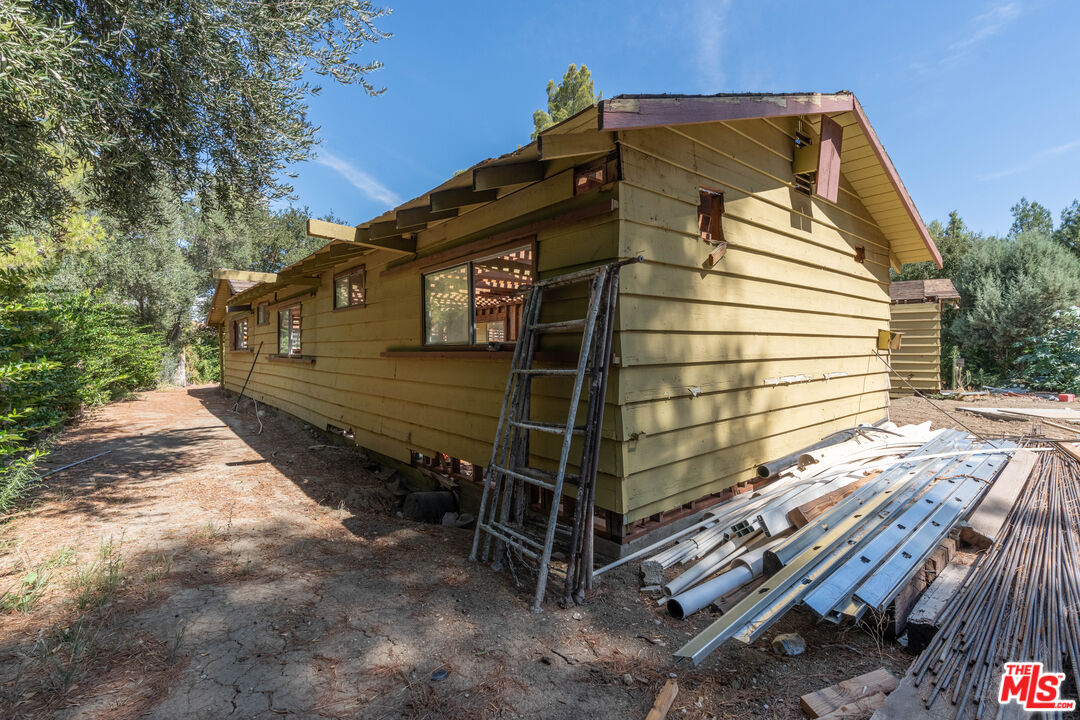 16402 Placerita Canyon Rd