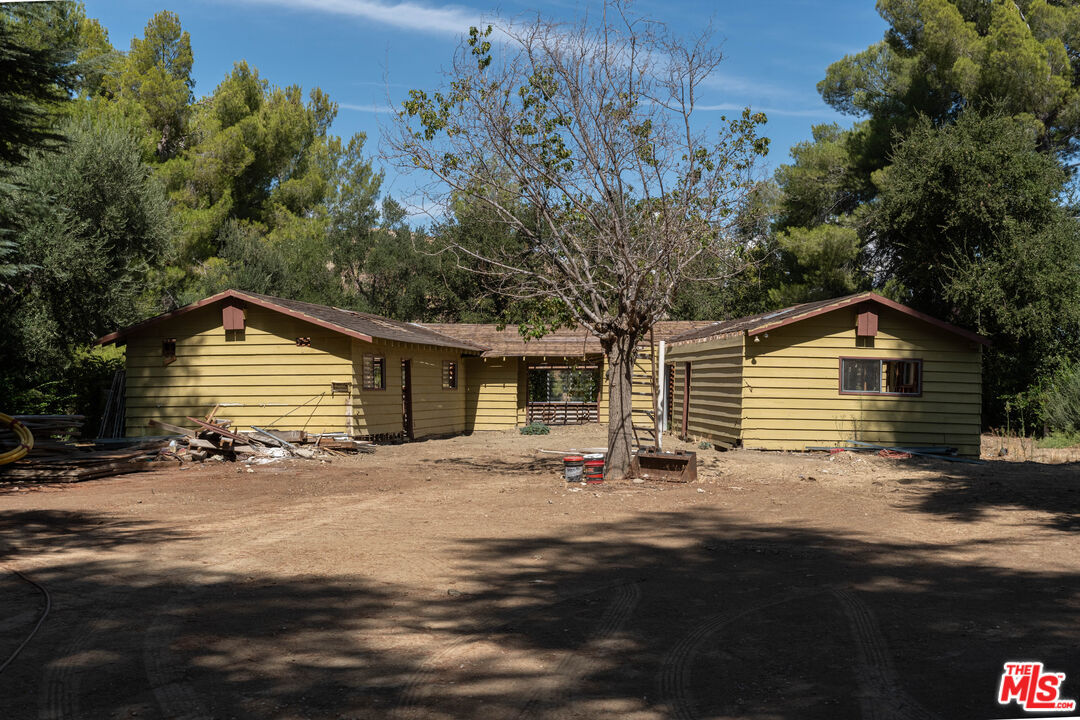 16402 Placerita Canyon Rd