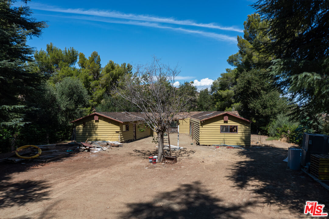 16402 Placerita Canyon Rd